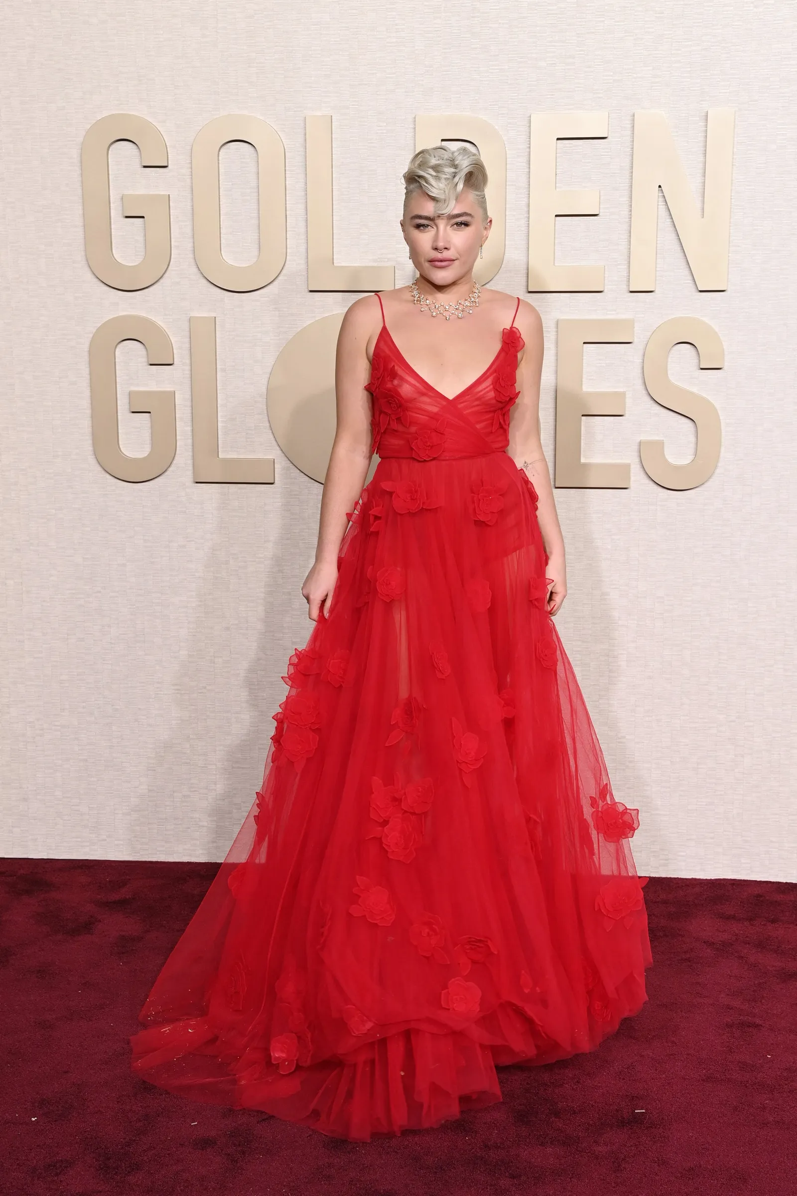 Gaya Mewah Artis Hollywood di Karpet Merah Golden Globe Awards 2024