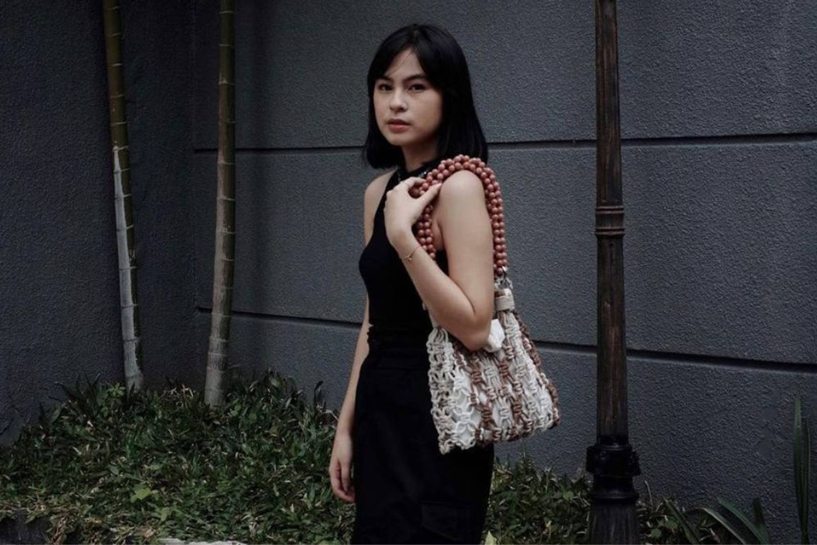 Pesona Inarah Syarafina, Kekasih Umay Shahab yang Juga Sutradara