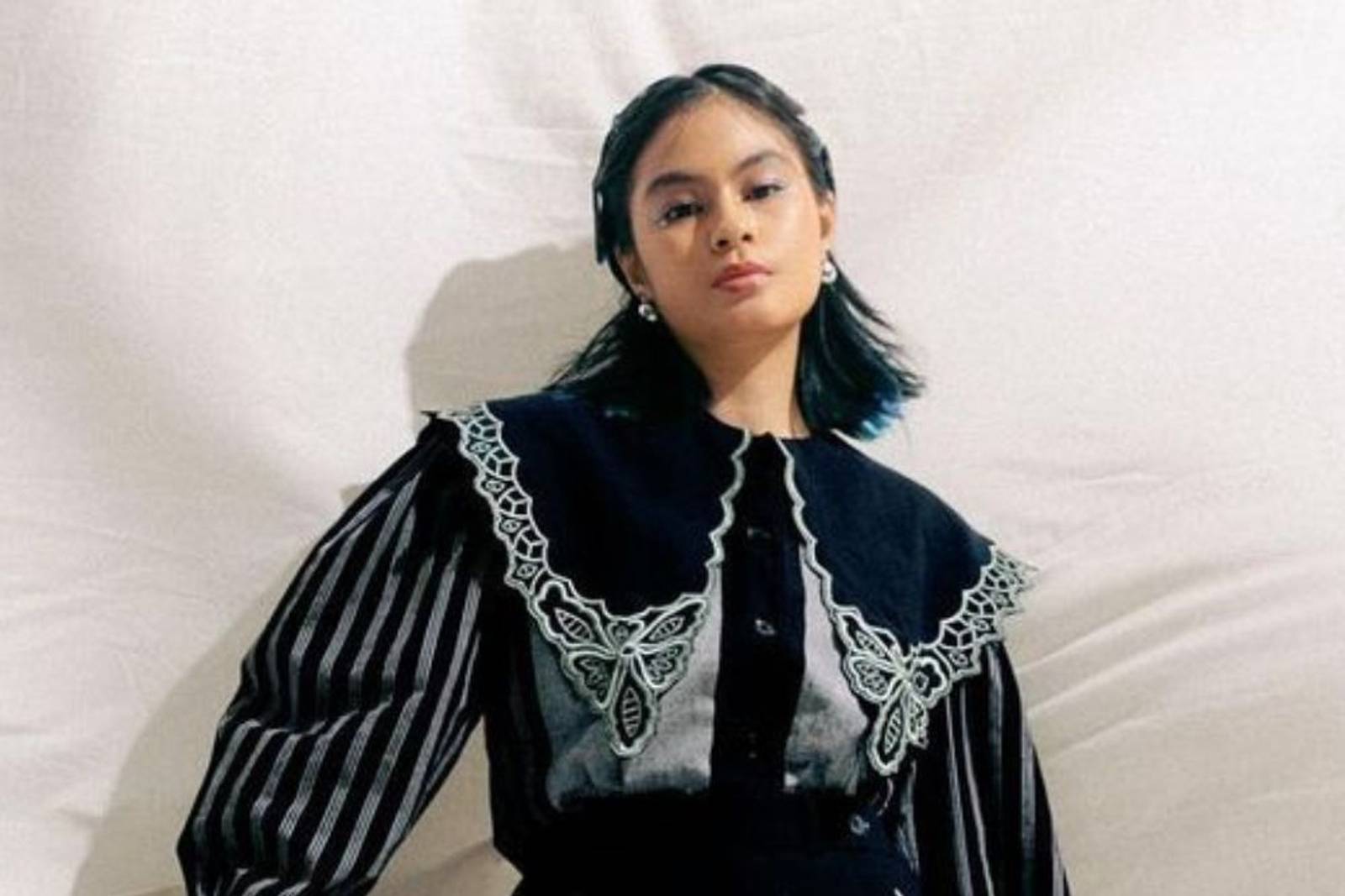 Pesona Inarah Syarafina, Kekasih Umay Shahab yang Juga Sutradara