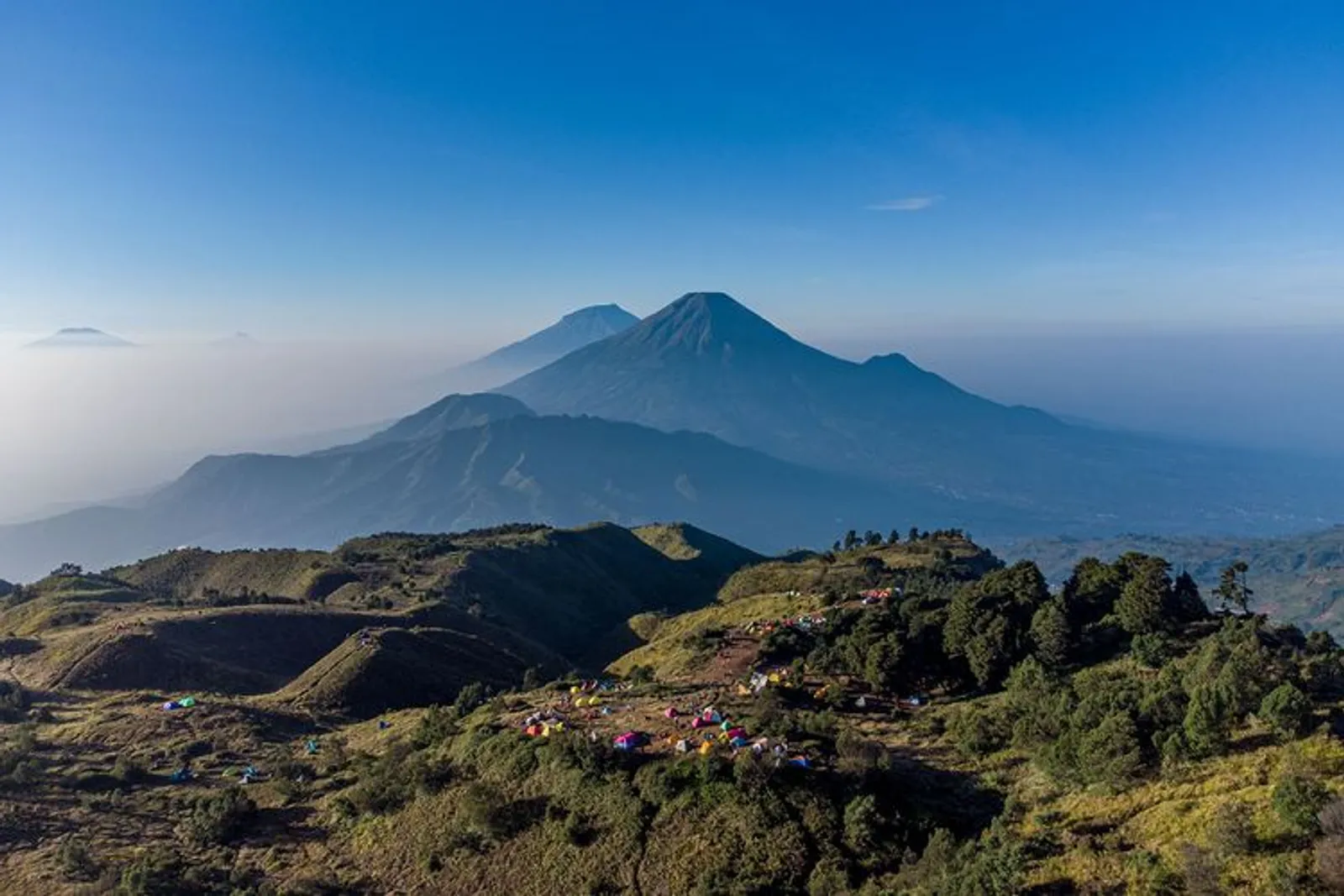 10 Spot Sunrise Terbaik di Dieng, Jawa Tengah