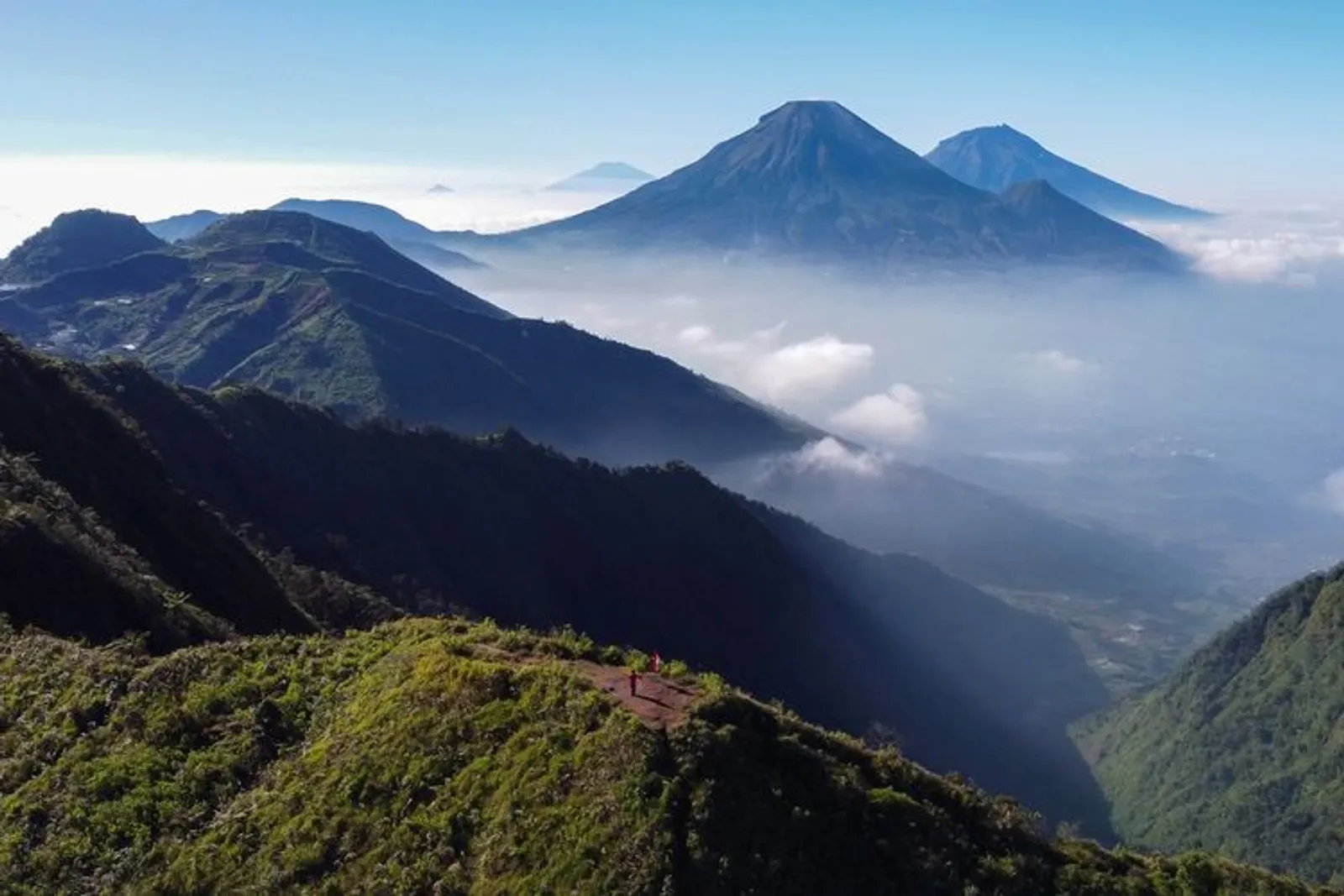 10 Spot Sunrise Terbaik di Dieng, Jawa Tengah