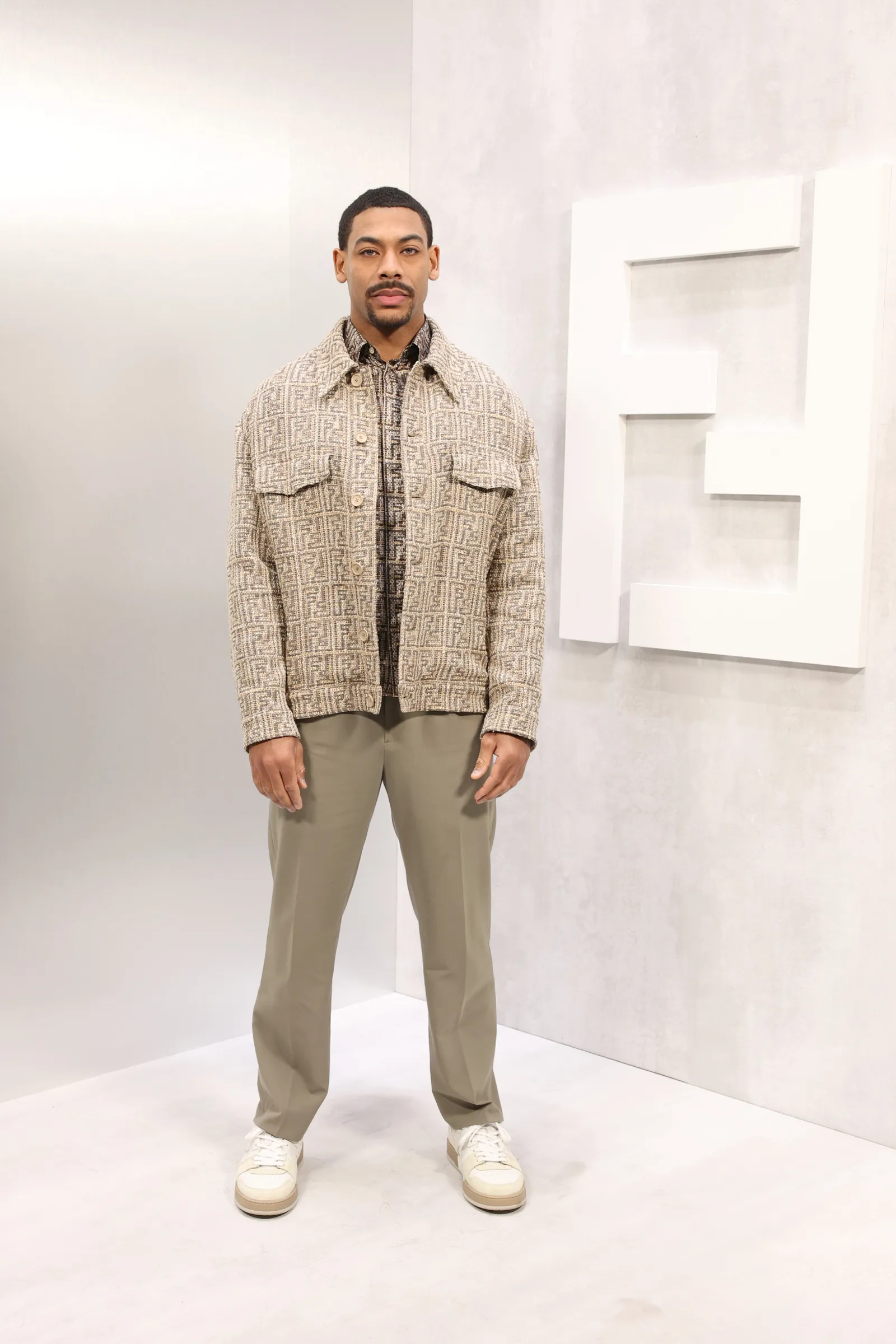 Gaya Terbaik Para Seleb Hadiri FENDI Men's Fall/Winter 2024 Show