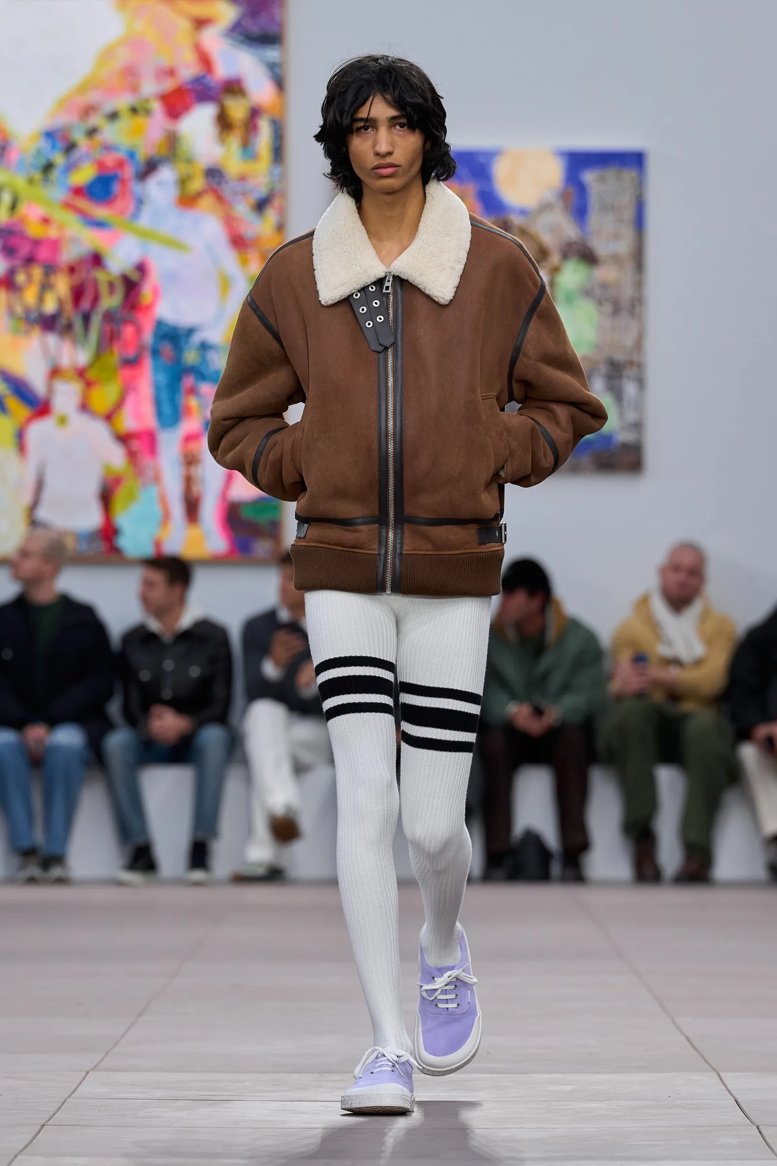 7 Hal Menarik di Fashion Show Loewe Menswear Fall/Winter 2024