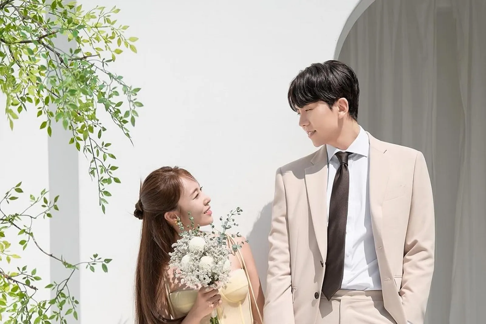 5 Fakta Kabar Pernikahan Gohn Eks 'Topp Dogg' dan Aktris Jung Da Ya