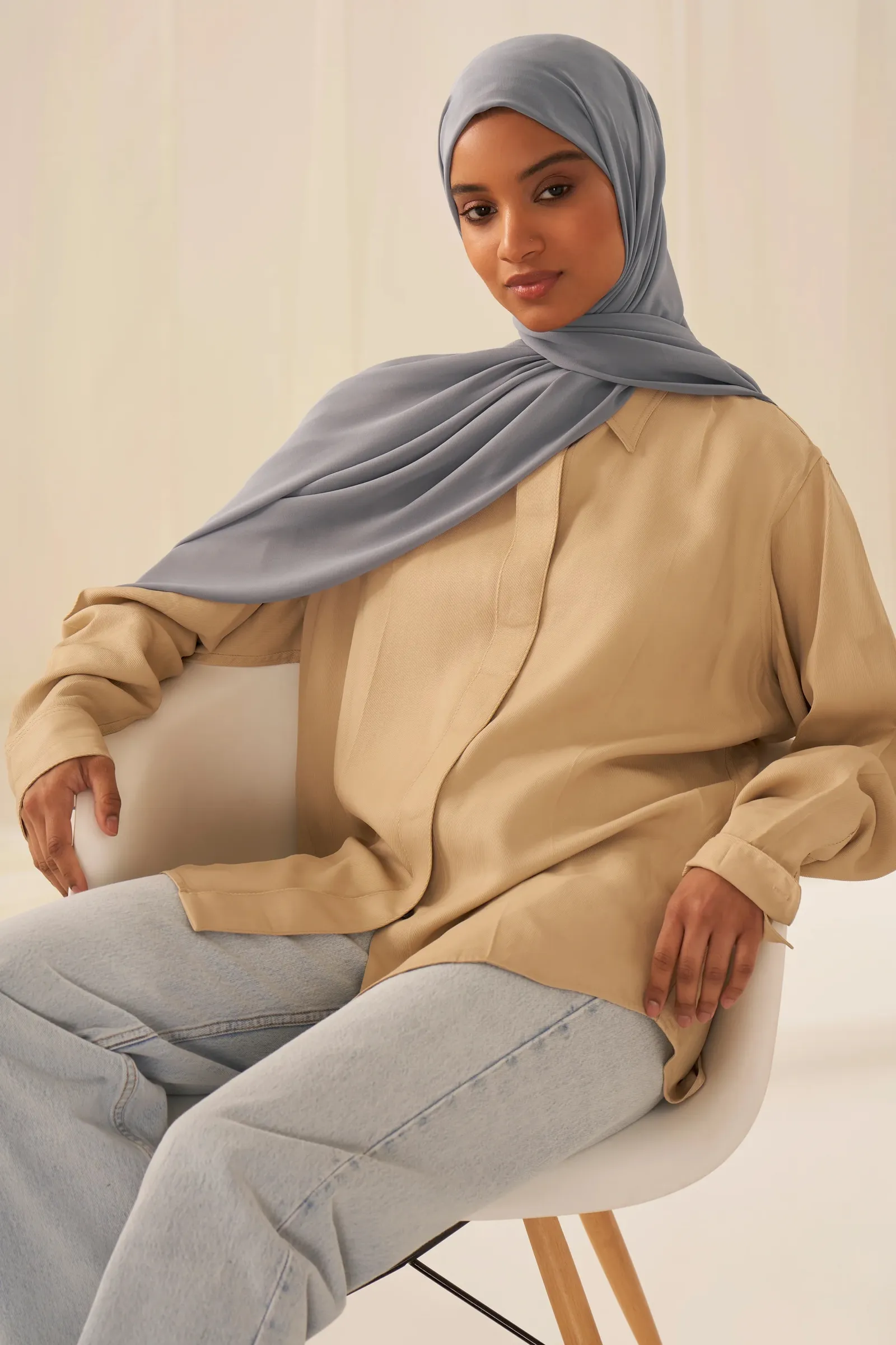 Tips Memilih Warna Jilbab untuk Kulit Sawo Matang
