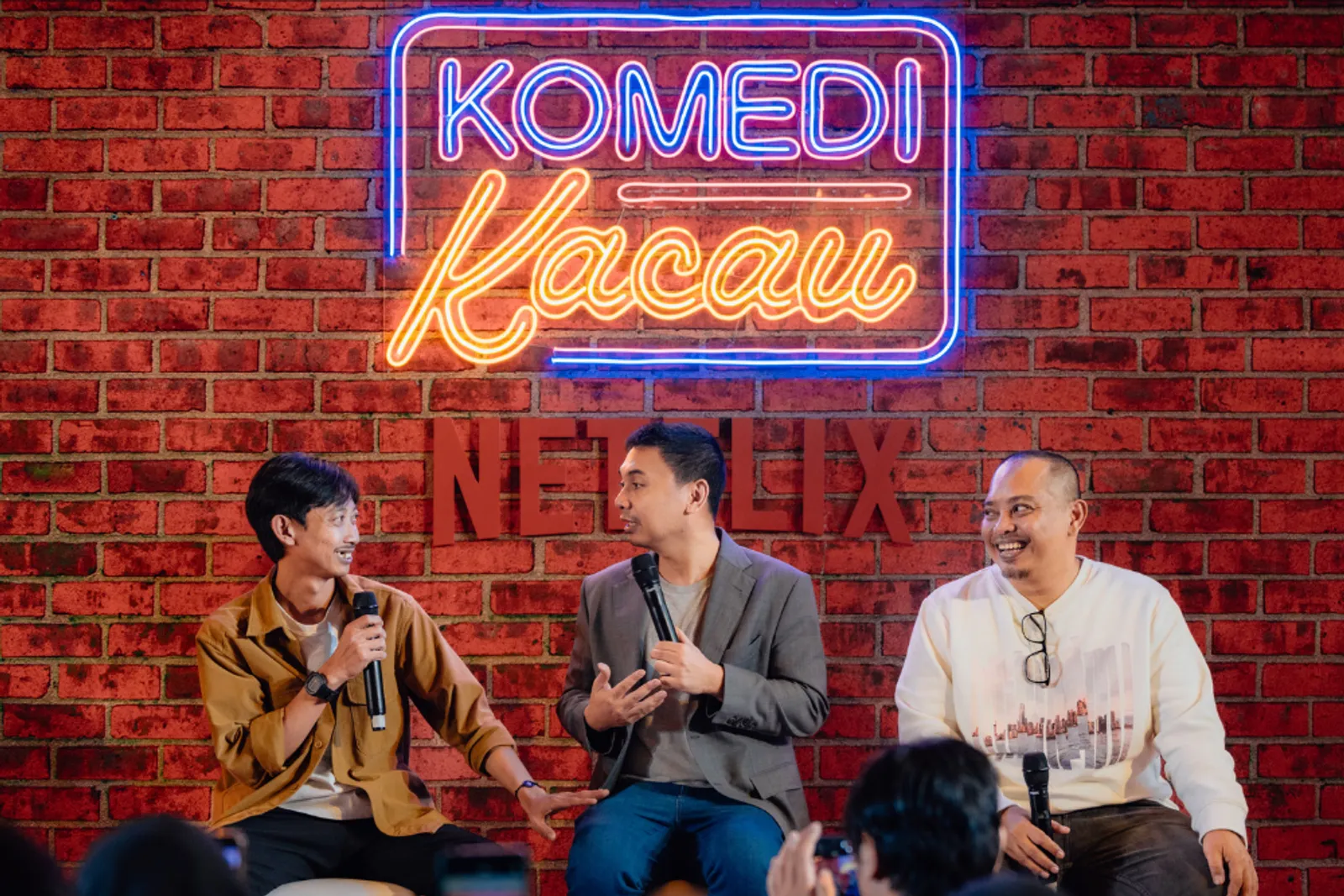 5 Fakta Serial Netflix 'Komedi Kacau' Garapan Raditya Dika