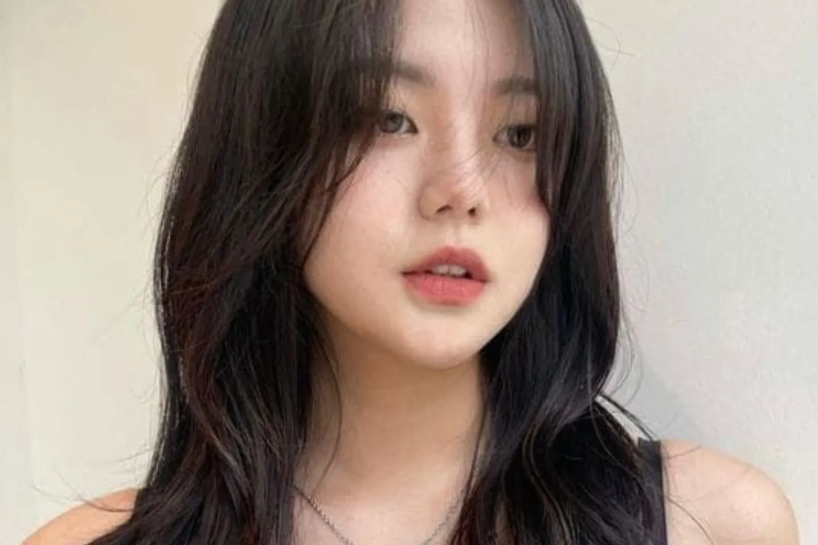 8 Gaya Rambut Hush Layer Cut yang Cocok untuk Gen Z