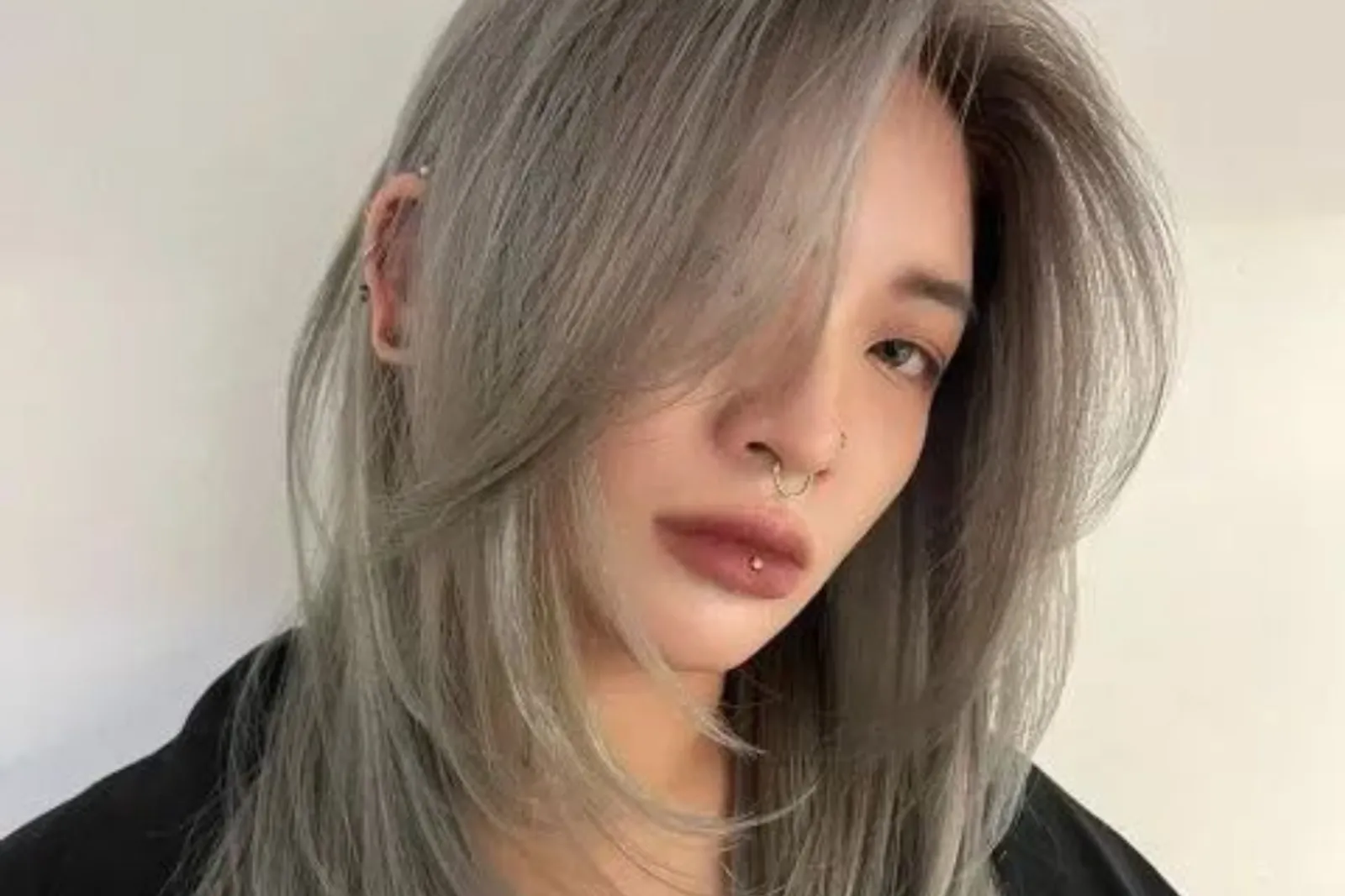 8 Gaya Rambut Hush Layer Cut yang Cocok untuk Gen Z 