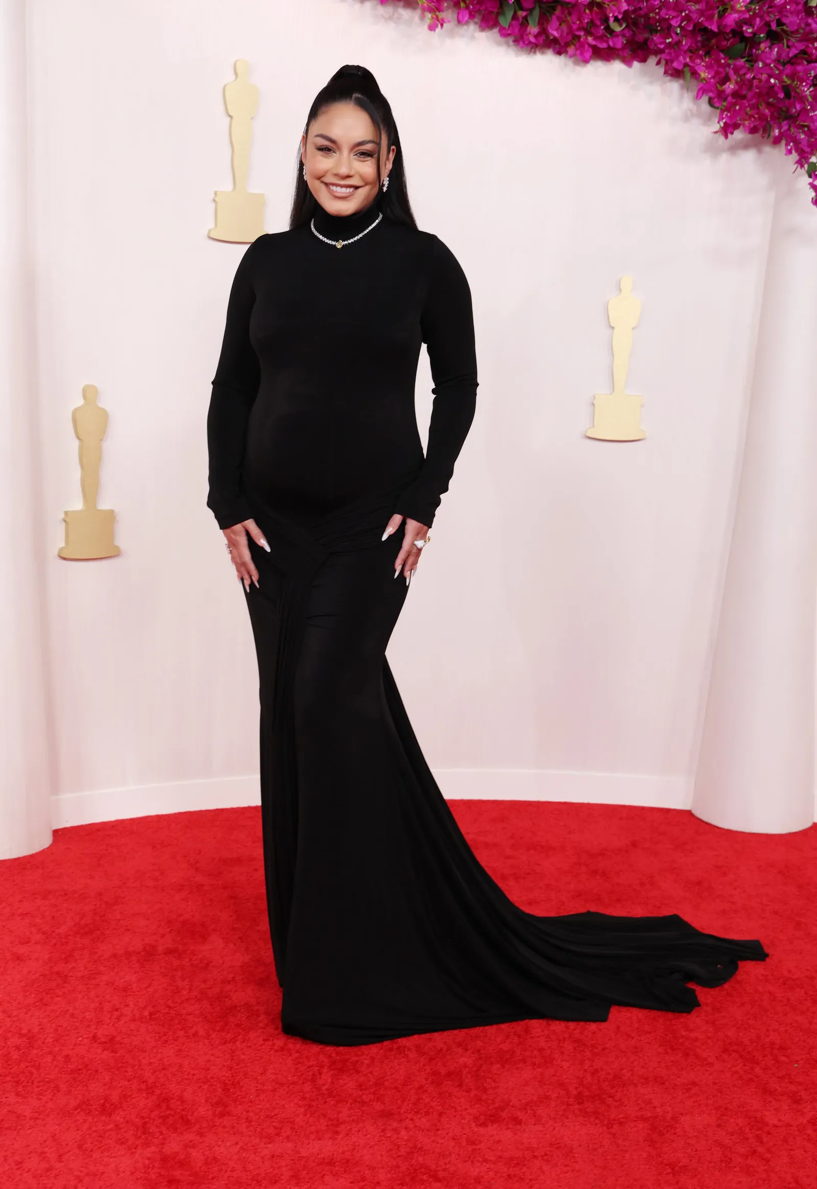 Gaya Glamor Artis Perempuan Hollywood di Karpet Merah Oscars 2024
