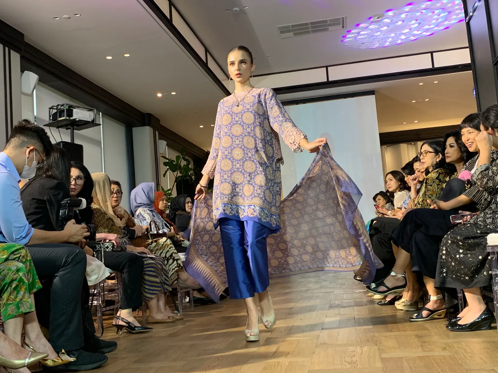 Batik Danar Hadi Keluarkan Koleksi Spesial, Cocok untuk Hari Raya