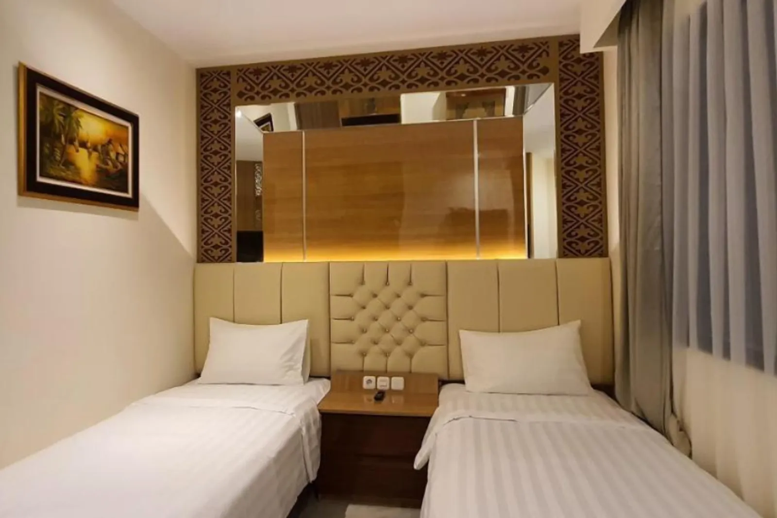 7 Rekomendasi Hotel Murah Dekat Alun-Alun Kota Bandung