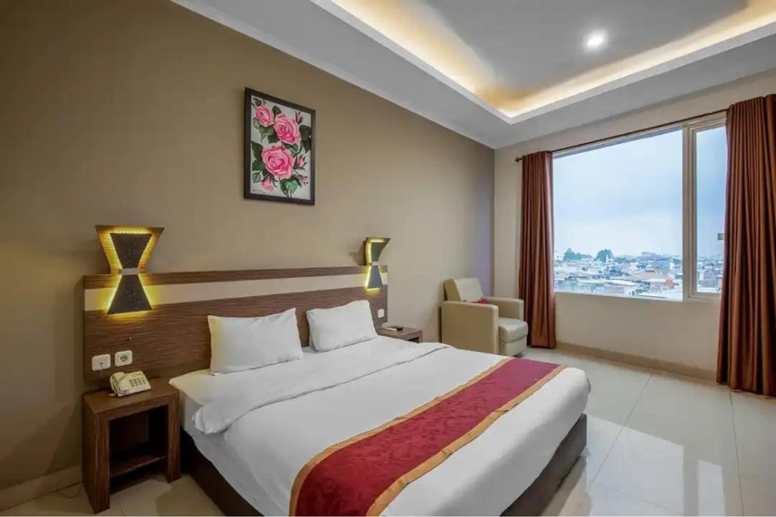 7 Rekomendasi Hotel Murah Dekat Alun-Alun Kota Bandung