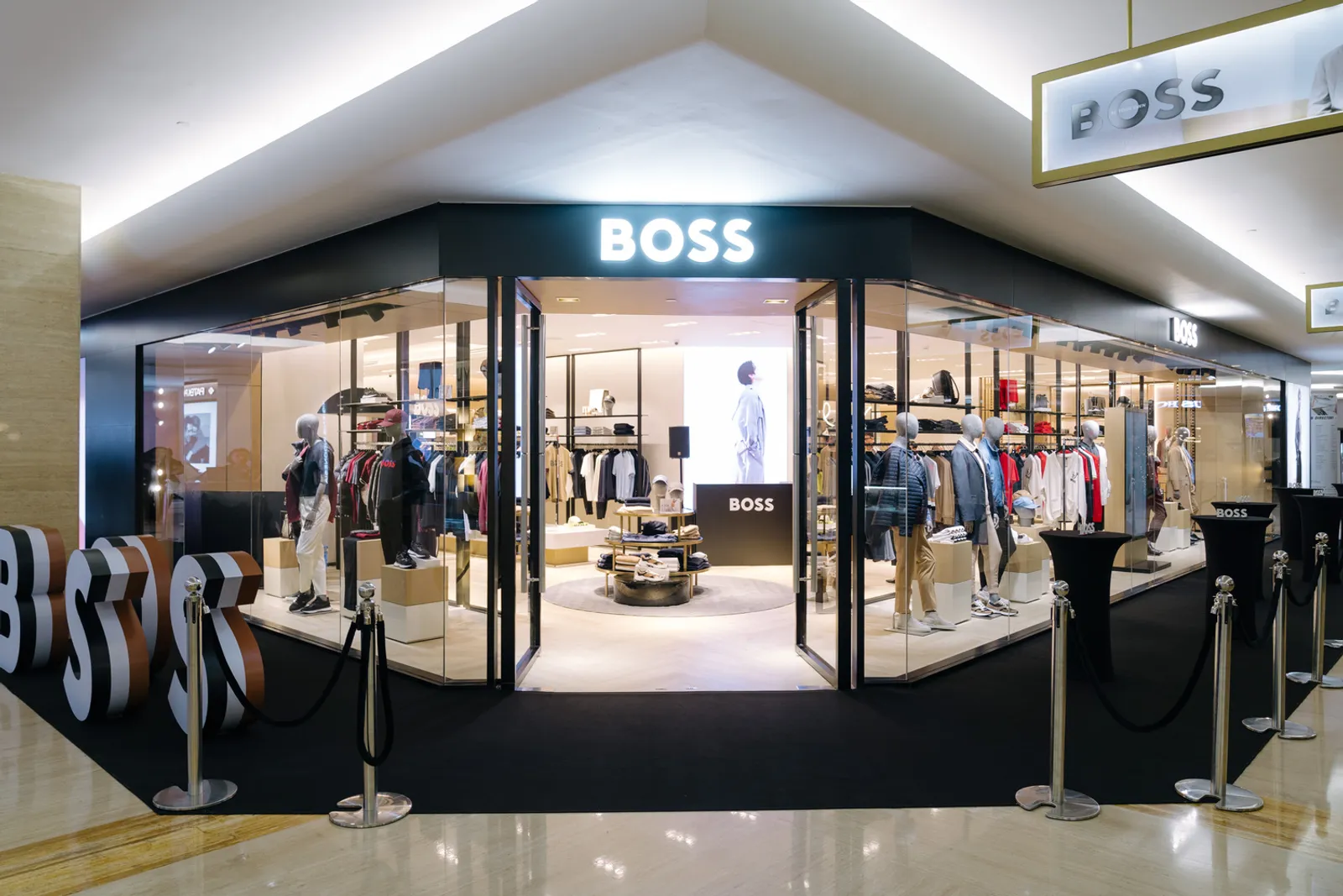 BOSS Rayakan Pembukaan Flagship Store Baru di Plaza Indonesia