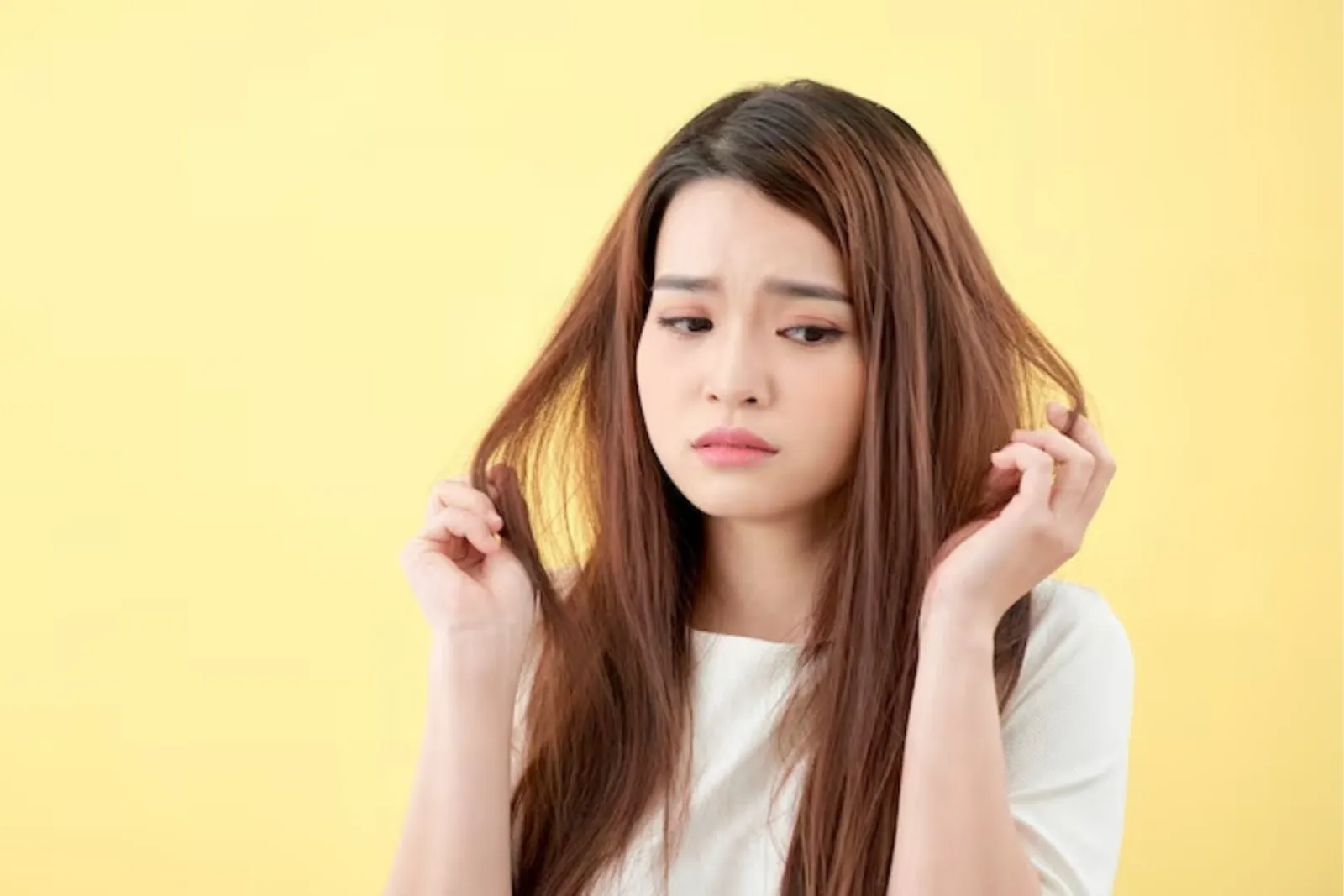 5 Cara Mengatasi Kulit Kepala yang Berminyak dan Gatal