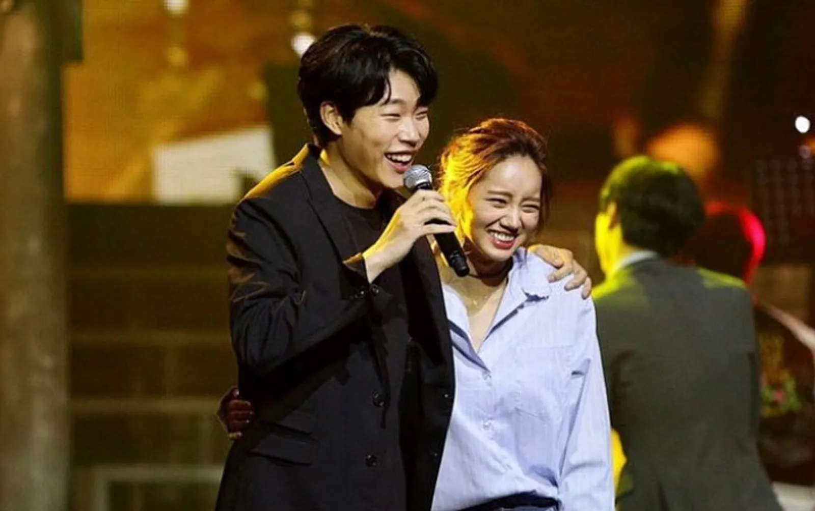 Throwback Gaya Kompak Ryu Jun Yeol dan Lee Hyeri saat Masih Pacaran