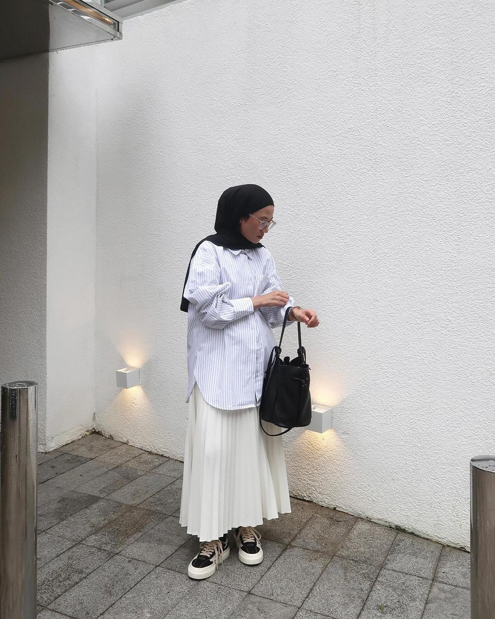 Tips OOTD Hijab Clean Style, Minimalis dan Trendi!