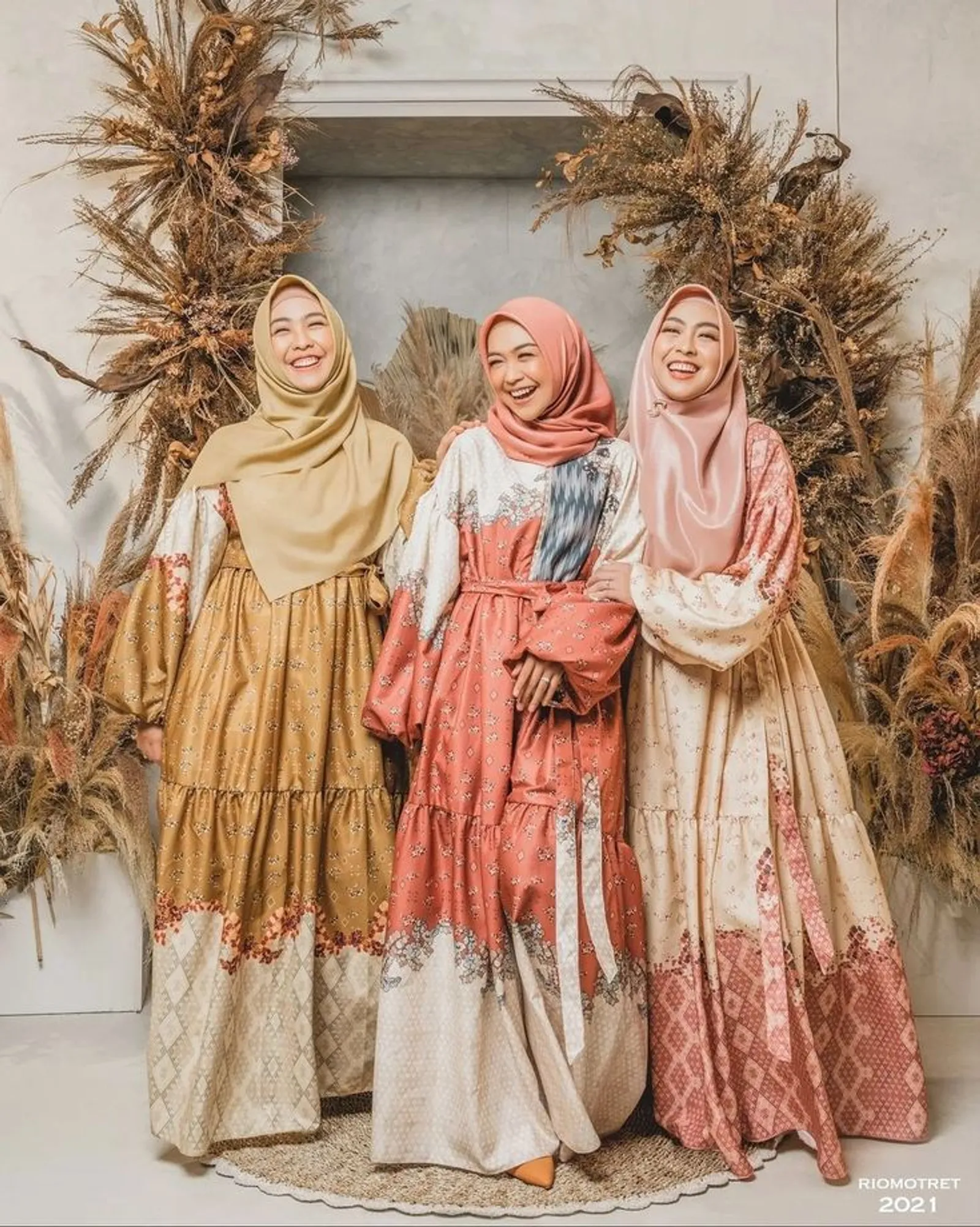 10 Dresscode Bukber Kompak untuk Perempuan, Fashionable!