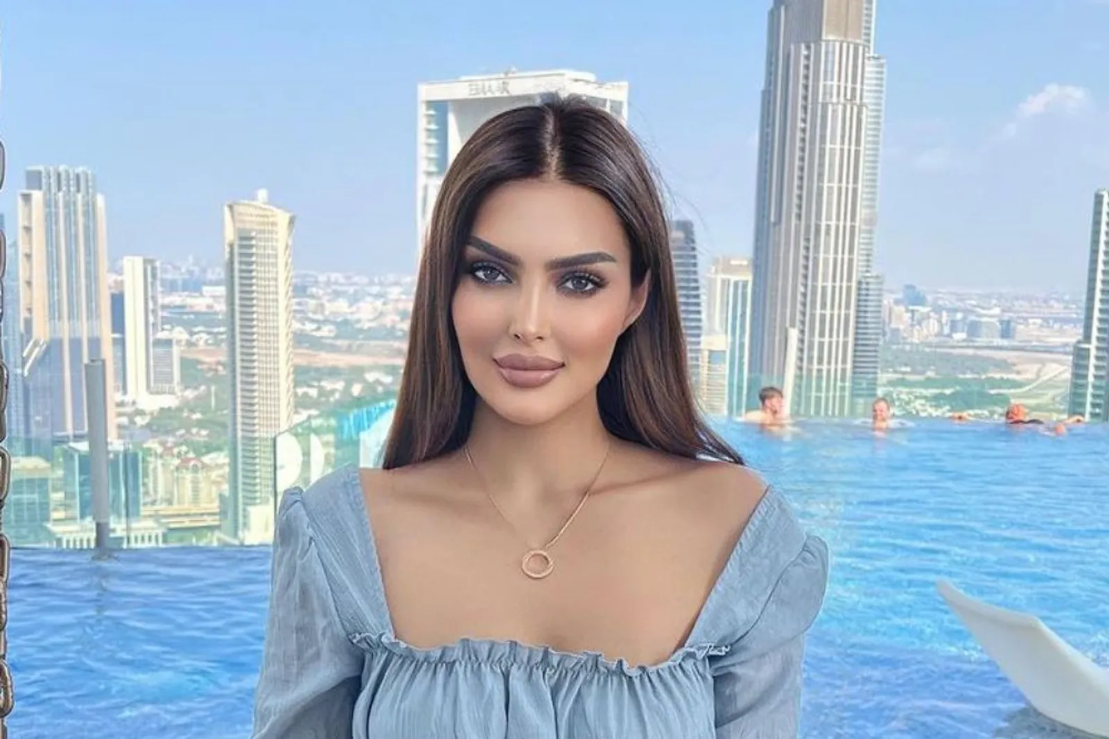 Pesona Rumy Alqahtani, Wakil Pertama Arab Saudi di Miss Universe 2024 