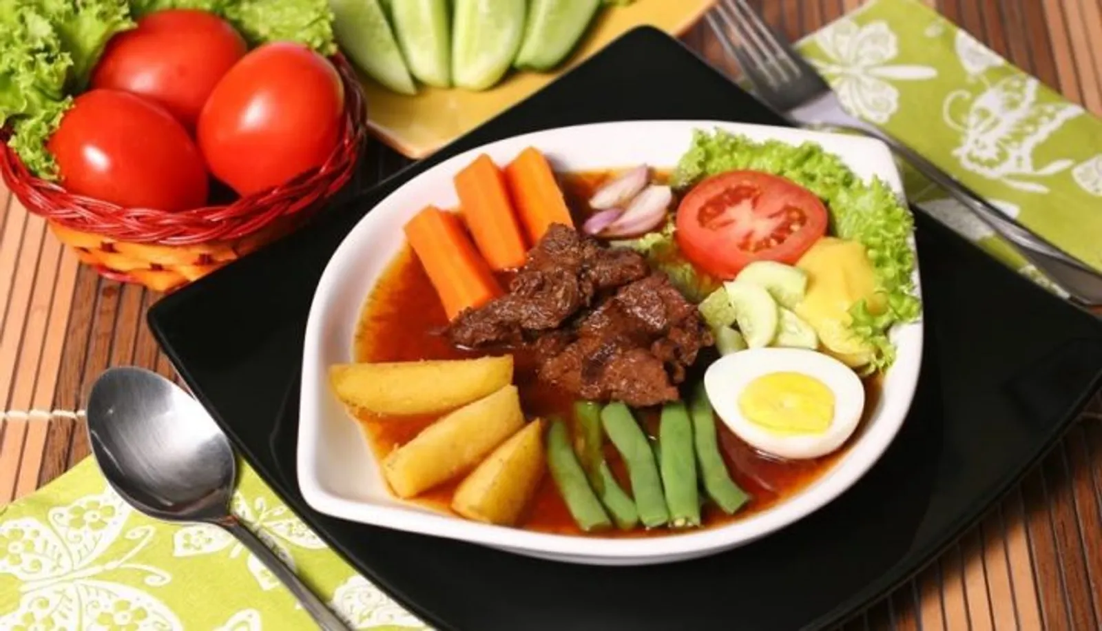 13 Nama Makanan Indonesia yang Berasal dari Padanan Bahasa Asing