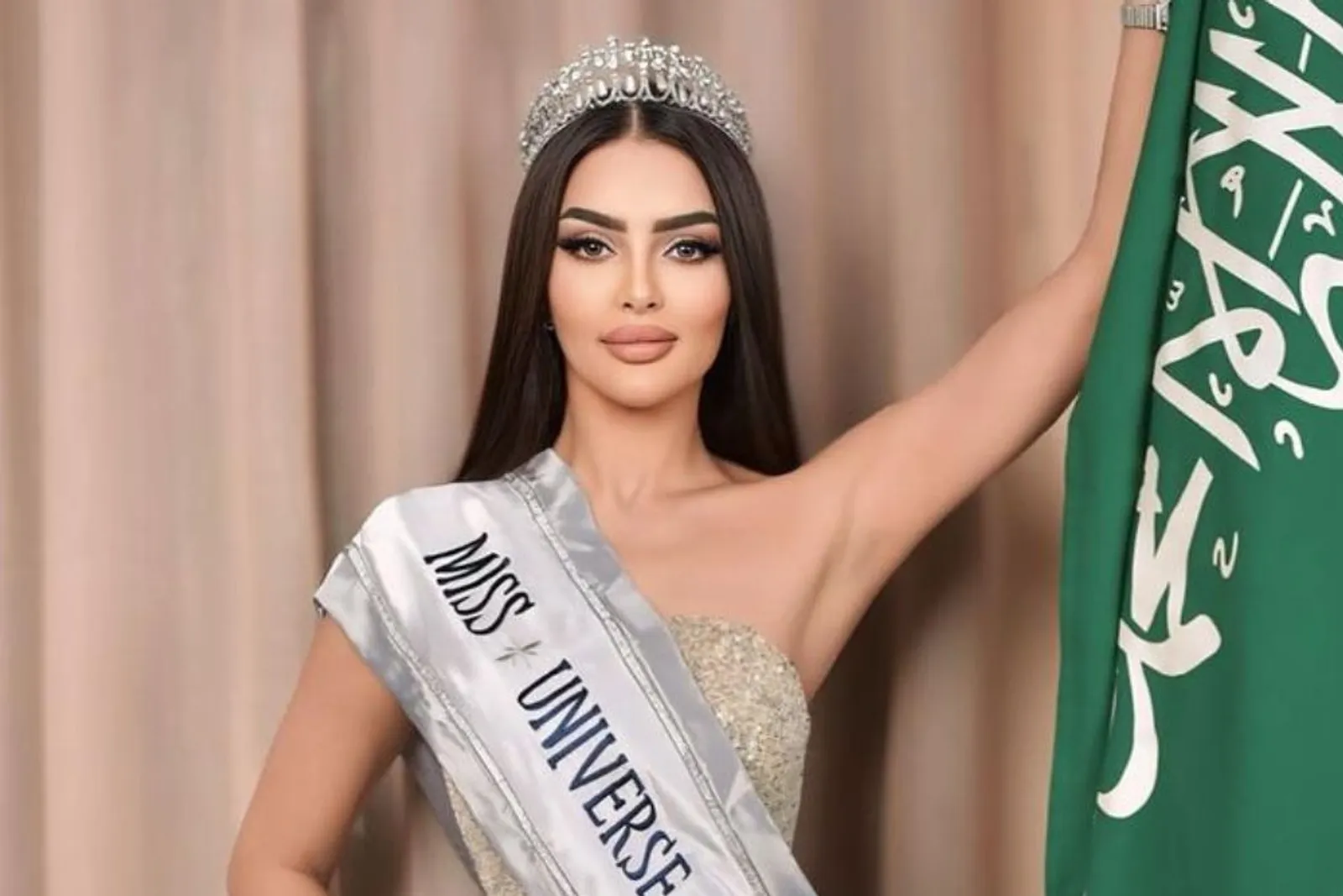 Pesona Rumy Alqahtani, Wakil Pertama Arab Saudi di Miss Universe 2024 