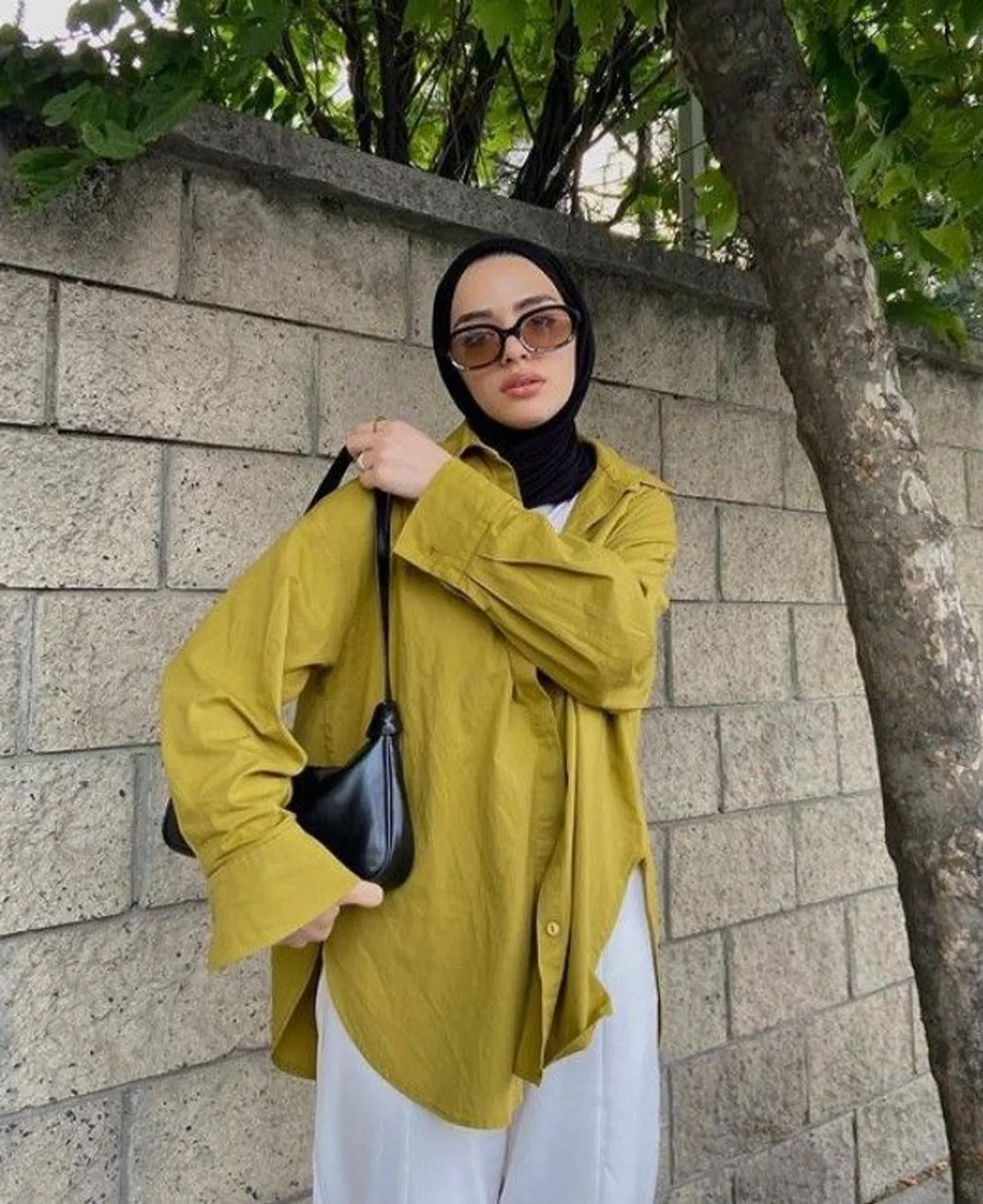 Baju Warna Lime Cocok dengan Jilbab Warna Apa? Ini 8 Pilihannya