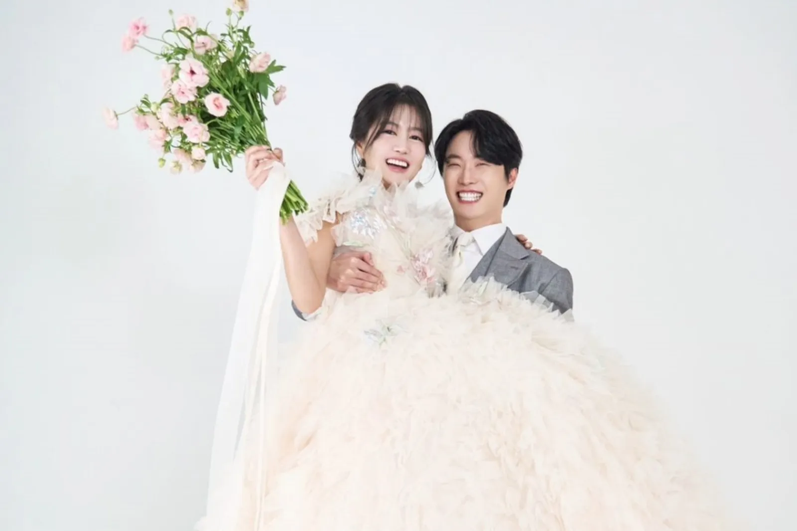 Won Hyuk Resmi Menikah dengan Lee Soo Min, Ini 5 Faktanya!