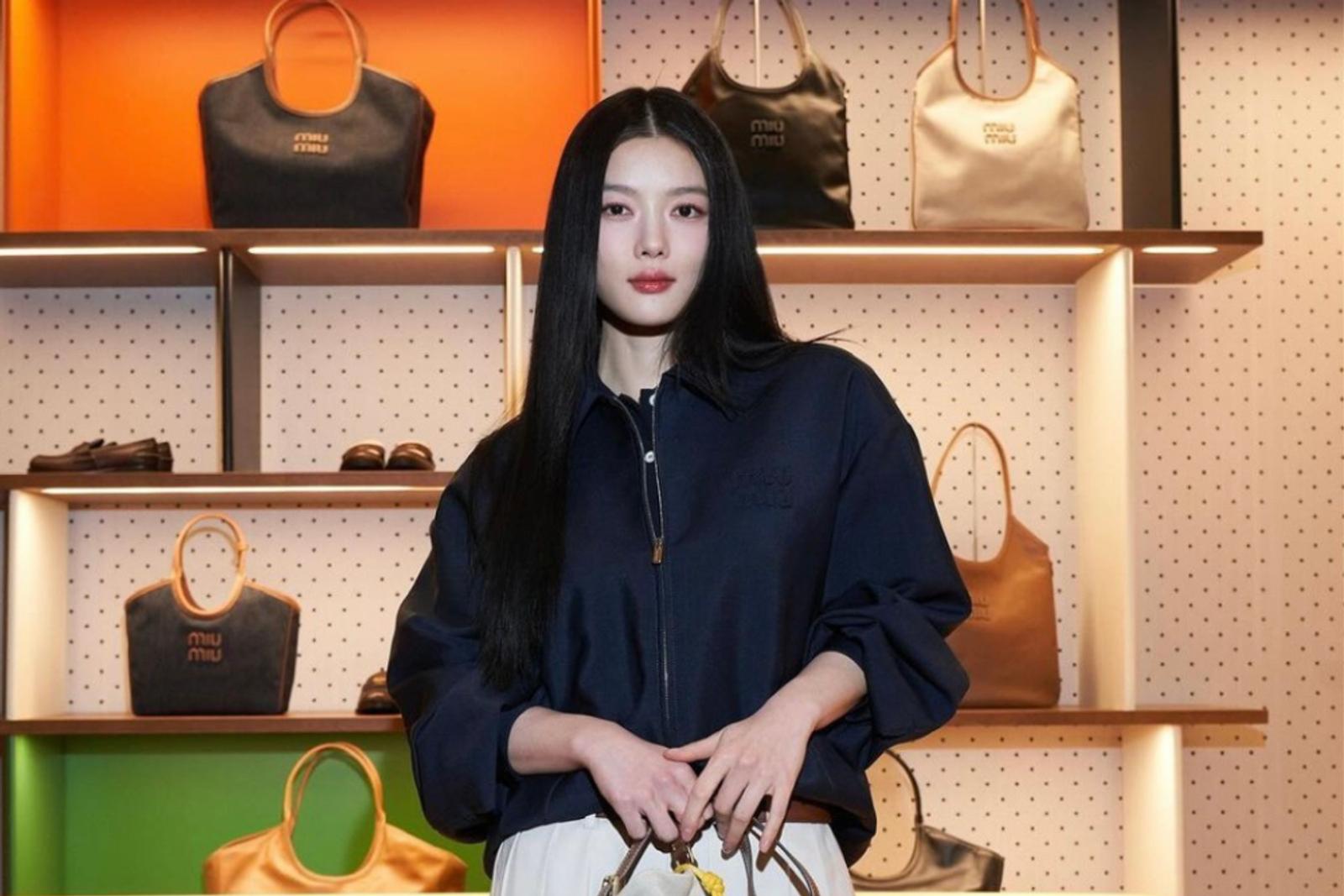 Pesona Kim Yoo Jung yang Manis nan Cantik! 