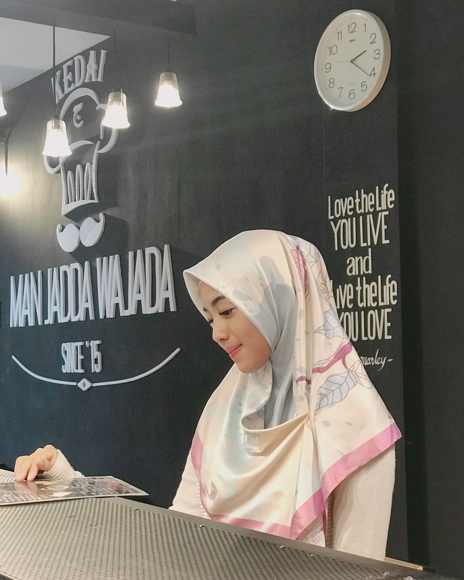 Inspirasi Gaya Hijab Layaknya Eks Member JKT 48 untuk Hari Lebaran