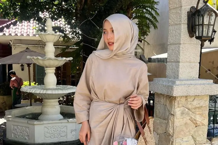 7 Ide Outfit untuk Tampil Chic saat Lebaran