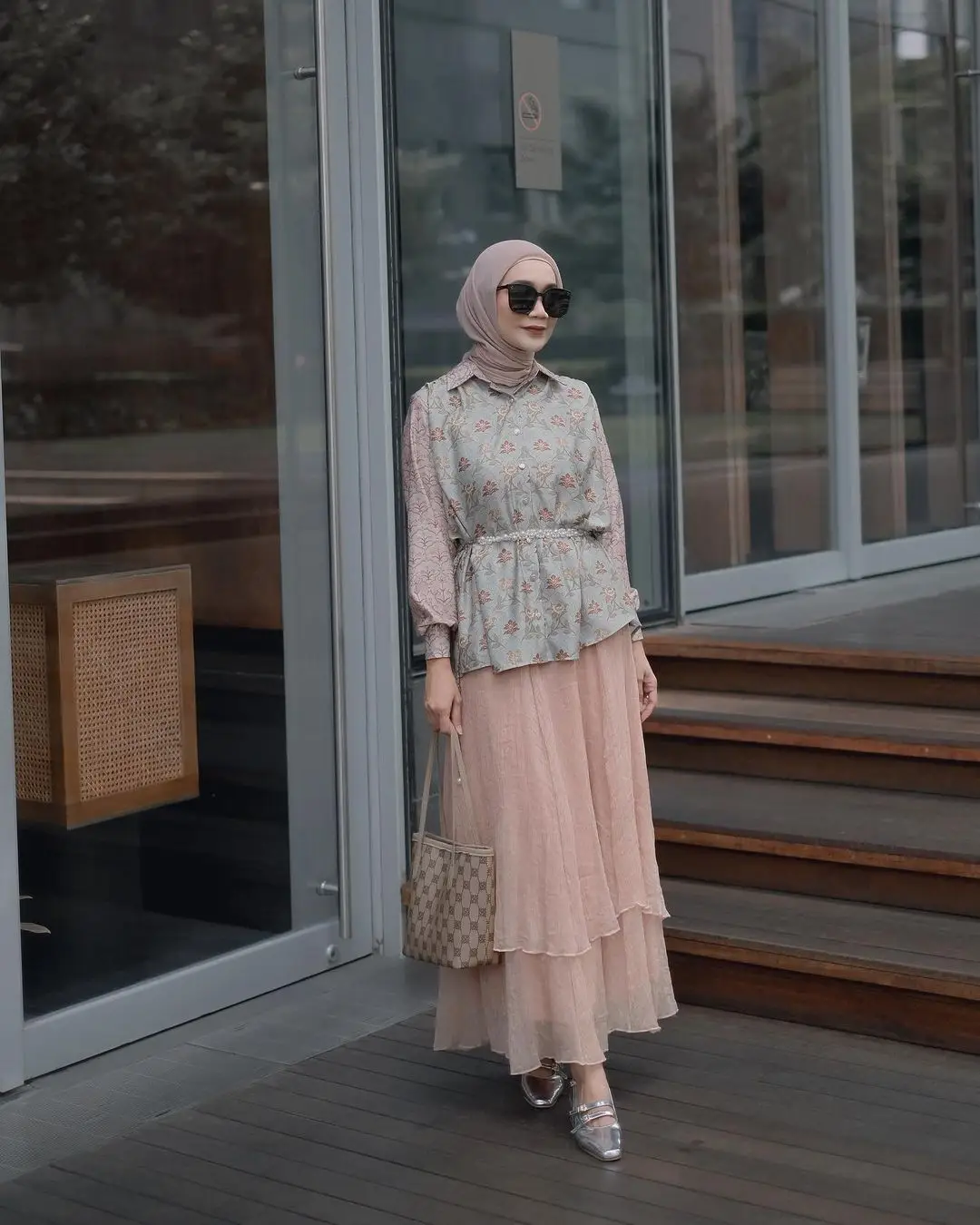 7 Ide Outfit untuk Tampil Chic saat Lebaran