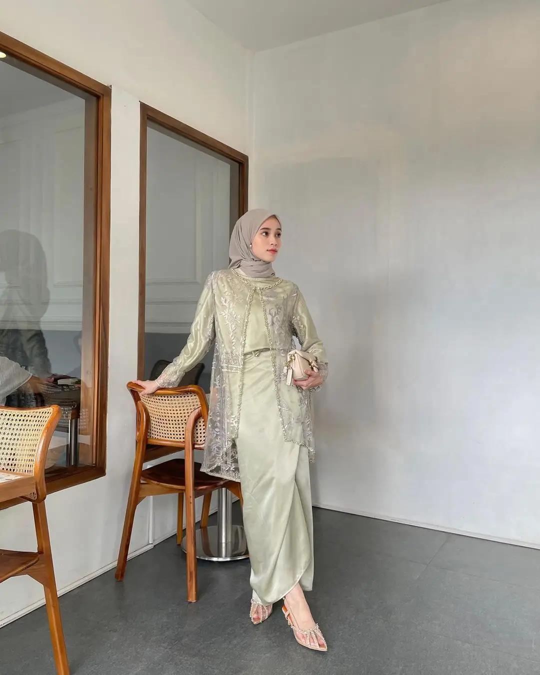 7 Ide Outfit untuk Tampil Chic saat Lebaran