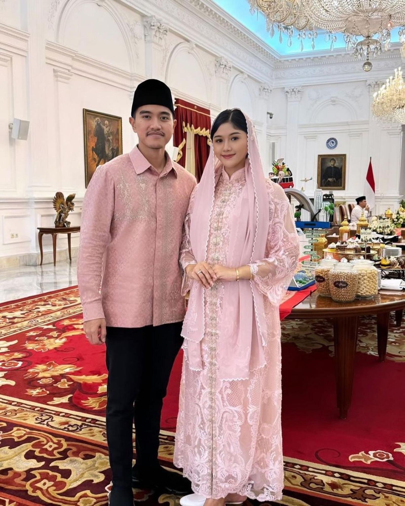 10 Momen Artis Indonesia Rayakan Lebaran Bersama Pasangan