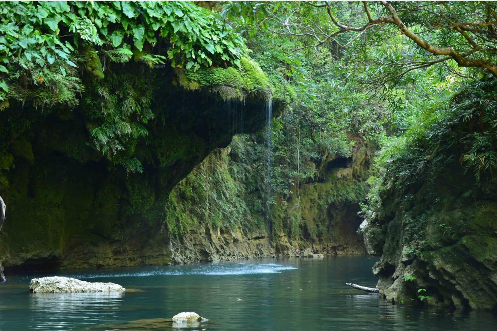 7 Wisata Alam di Pangandaran, Bisa Coba Body Rafting, lho!