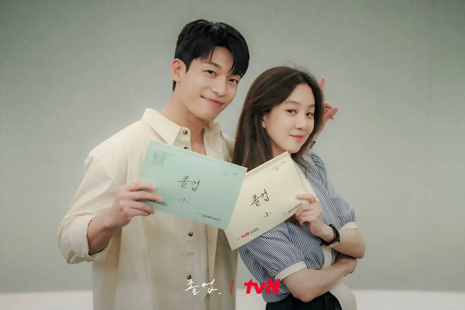 5 Fakta dan Sinopsis Drama Korea 'Midnight Romance In Hagwon'