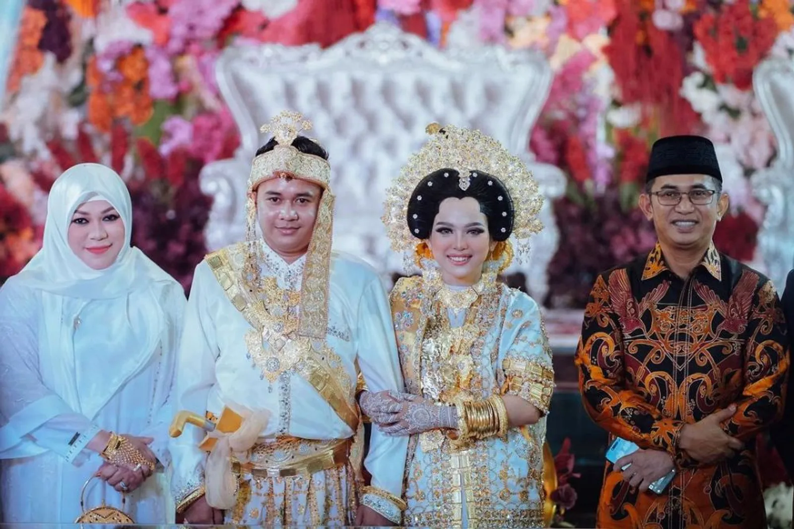 5 Momen Haru dan Bahagia Pernikahan Putri Isnari ‘DA’ dan Abdul Azis