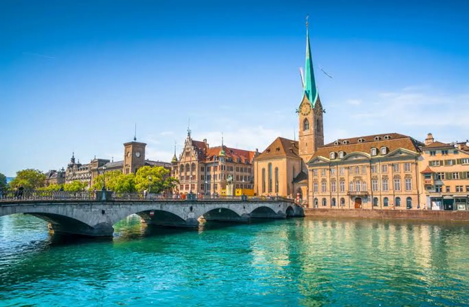 8 Rekomendasi Tempat Wisata di Zürich, Swiss, Alamnya Indah dan Asri!