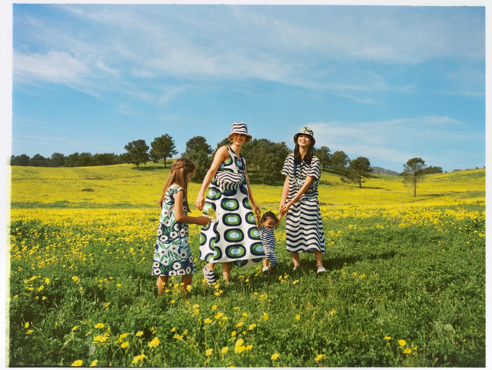 UNIQLO x Marimekko Hadirkan Koleksi Penuh Warna Khas Musim Panas