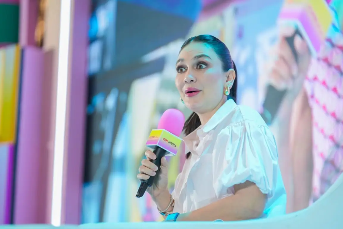 Luna Maya Ungkap Media Sosial Mengubah Stereotipe Kecantikan