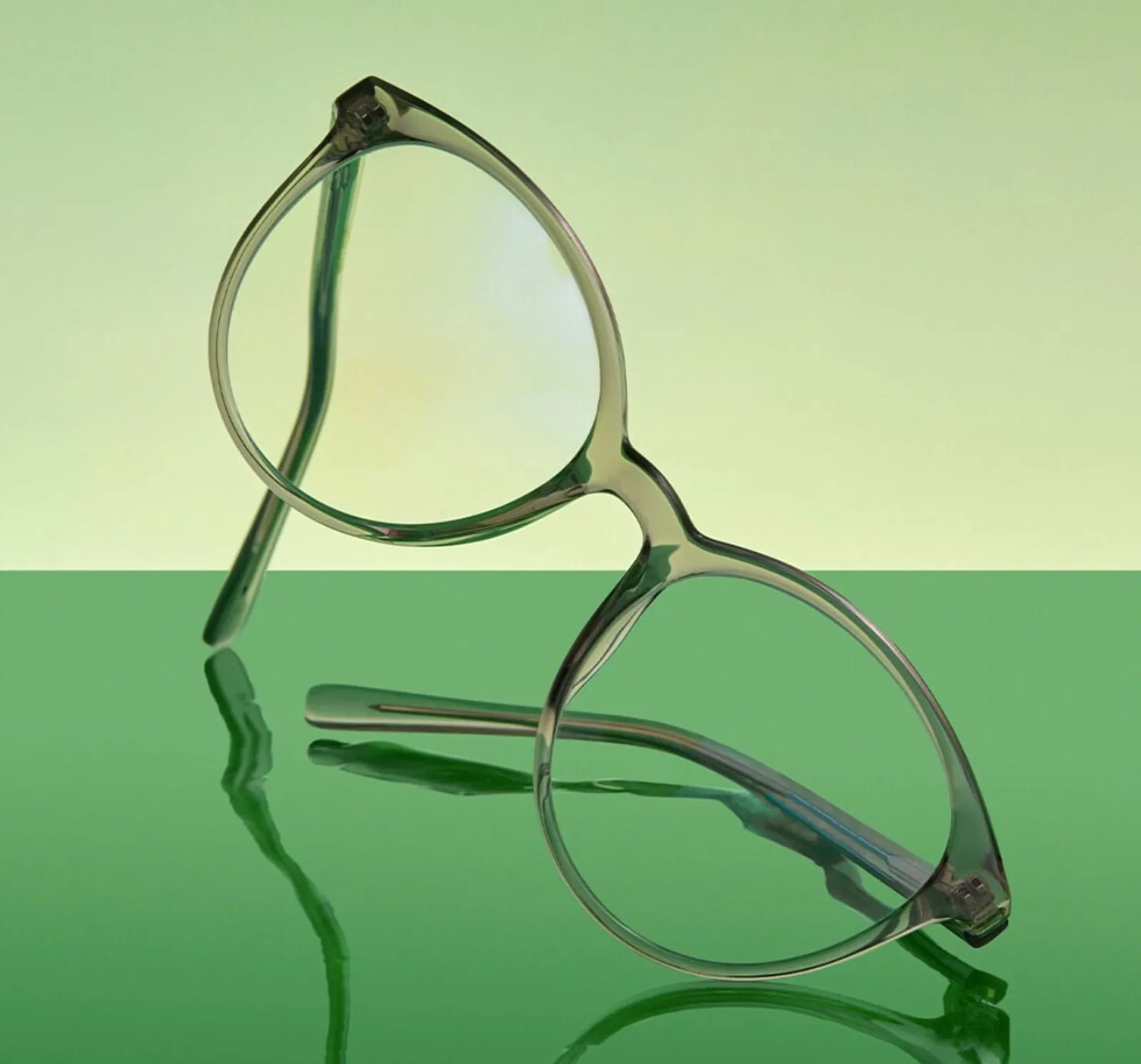 3 Merk Kacamata yang Kualitasnya Oke banget!