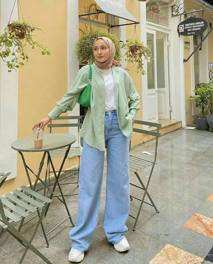 Baju Warna Sage Green Cocok dengan Jilbab Warna Apa? Ini Pilihannya