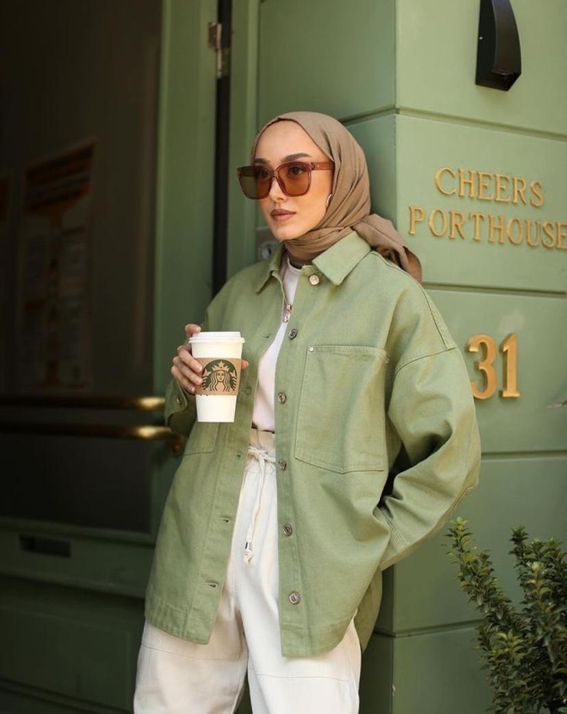 Baju Warna Sage Green Cocok dengan Jilbab Warna Apa?