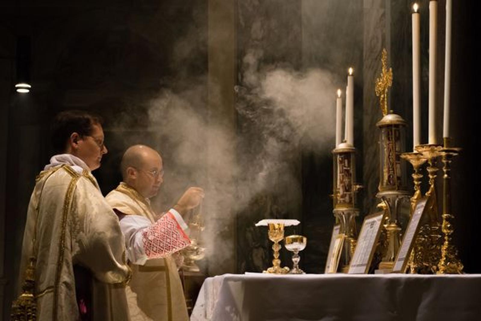 8 Fakta Sejarah Kenaikan Yesus Kristus: Tujuan Ilahi dan Kronologinya