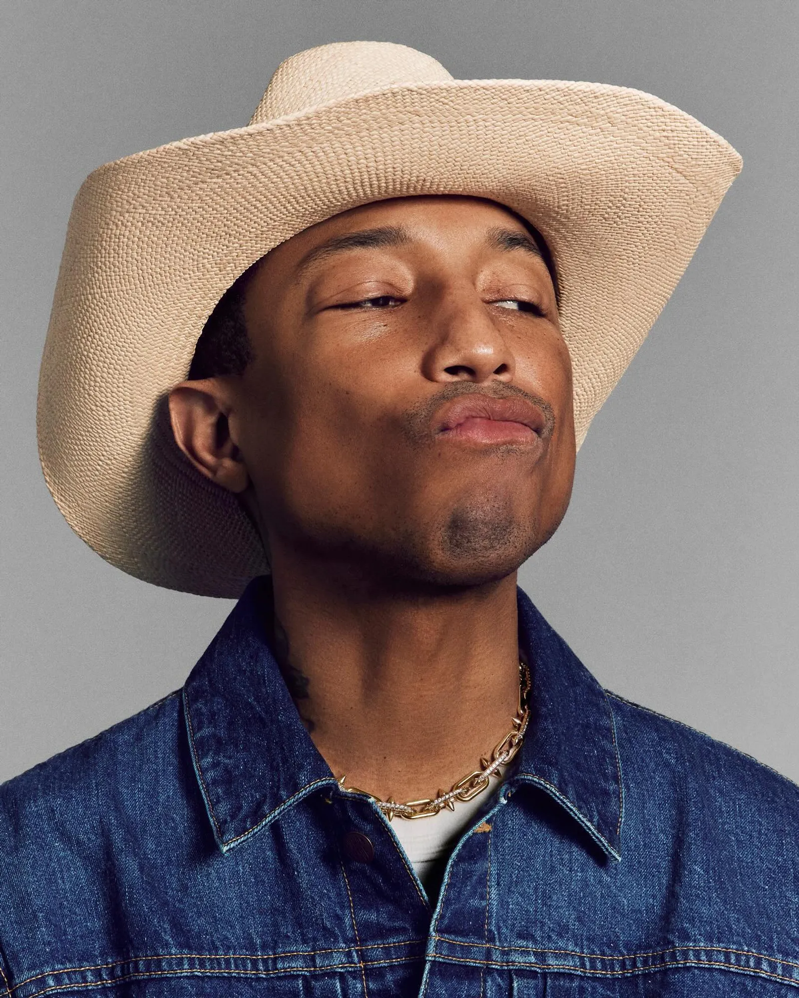 Bersama Pharrell Williams, Tiffany & Co. Rilis Koleksi Perhiasan Baru