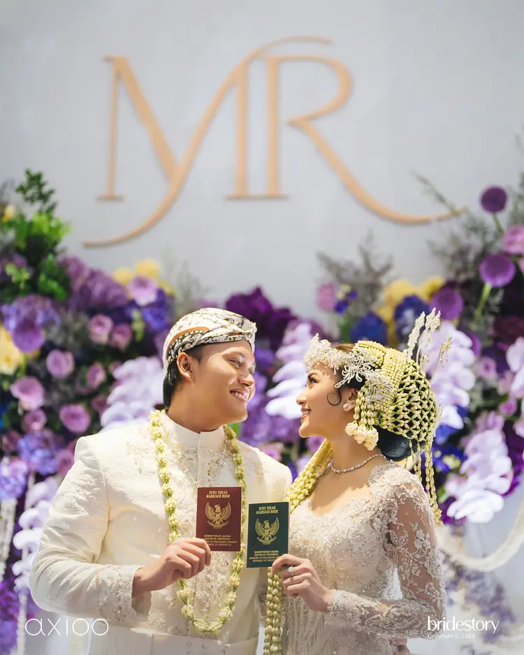 Akad Nikah Mahalini & Rizky Febian Pakai Busana Pengantin Adat Sunda