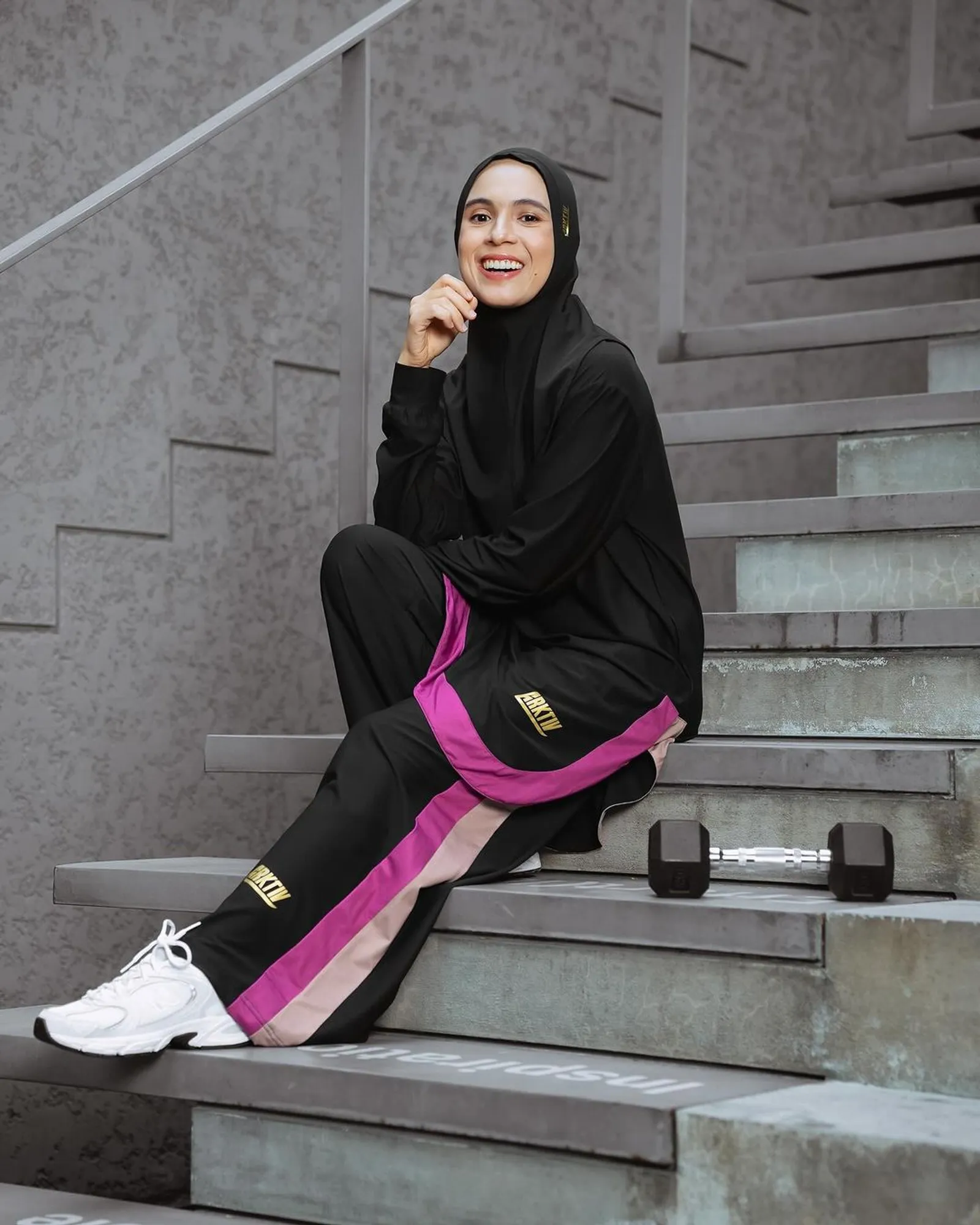 Inspirasi Outfit Olahraga Hijab, Sopan dan Nyaman