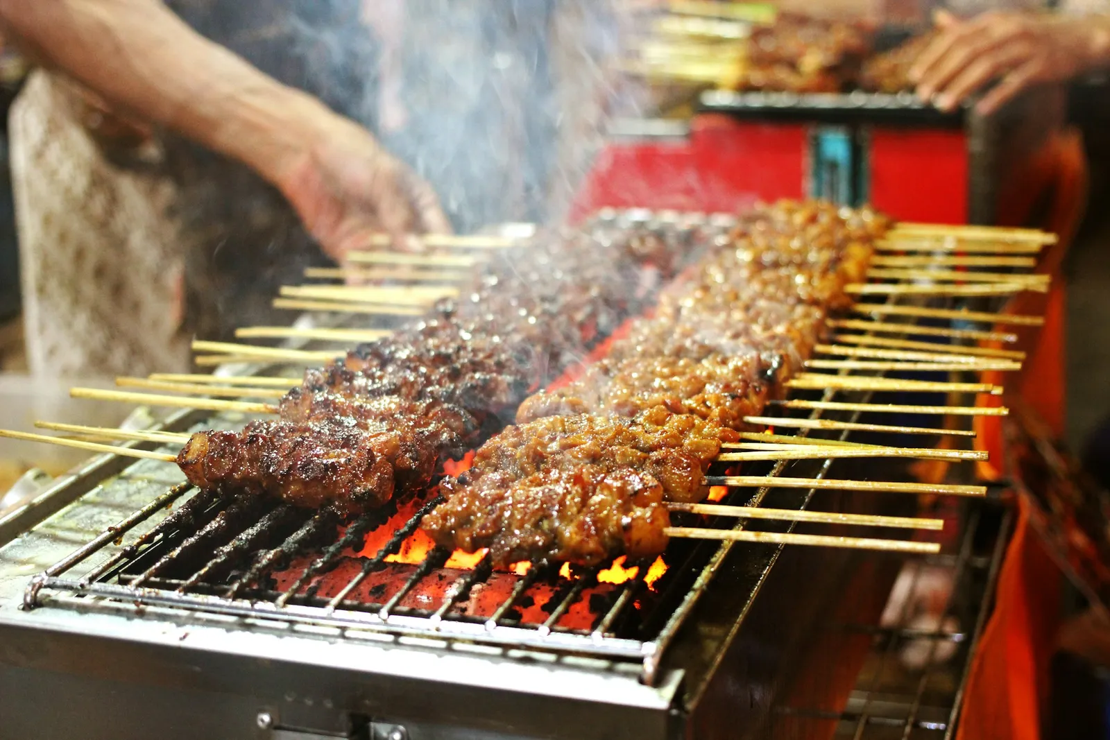 7 Rekomendasi Tempat Makan Sate Enak di Jakarta, Wajib Coba!