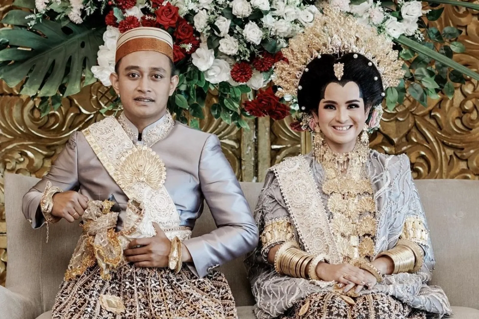 Kental Nuansa Tradisional, Ini 10 Artis yang Menikah dengan Adat Bugis