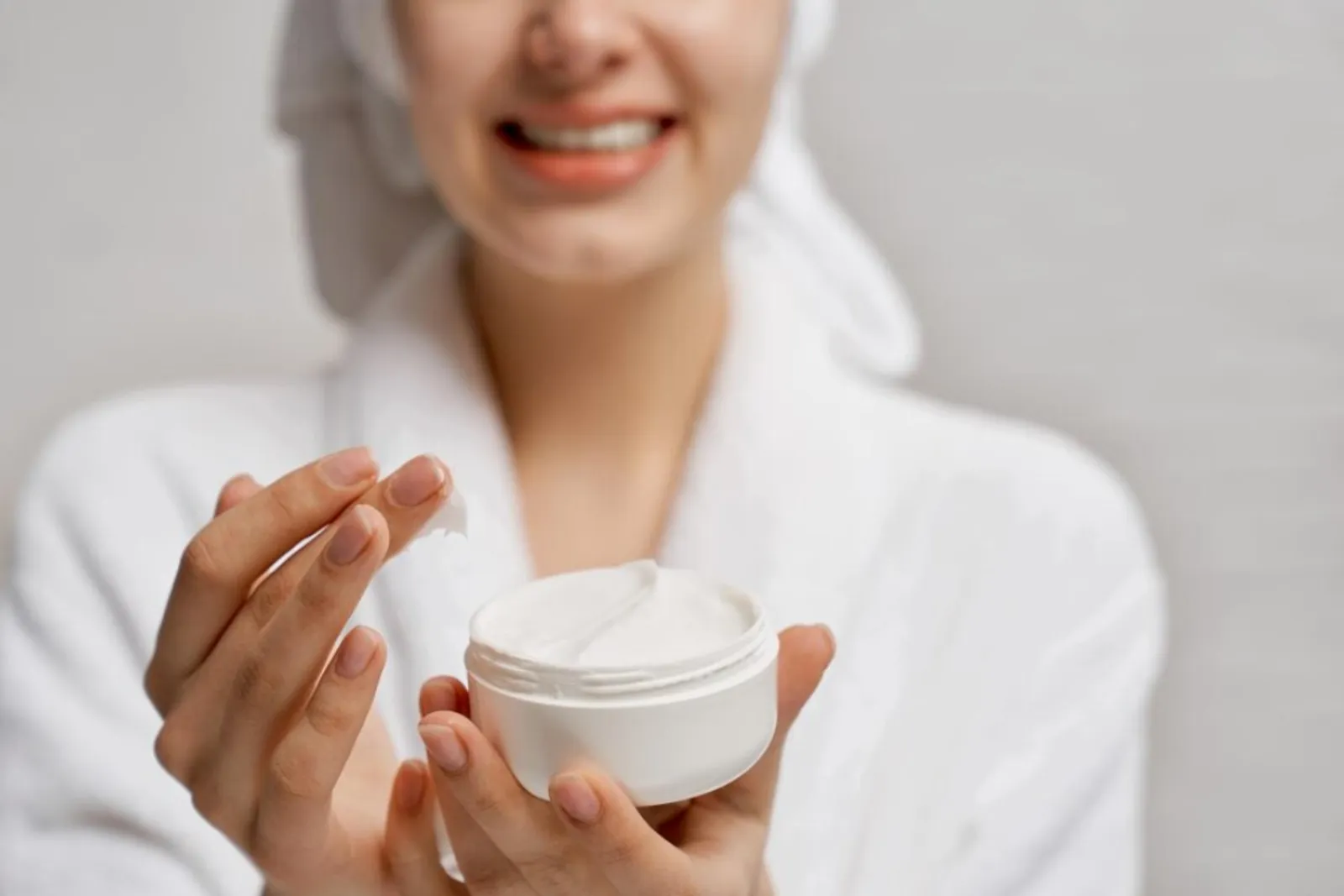 7 Rekomendasi Moisturizer yang Mengandung Niacinamide