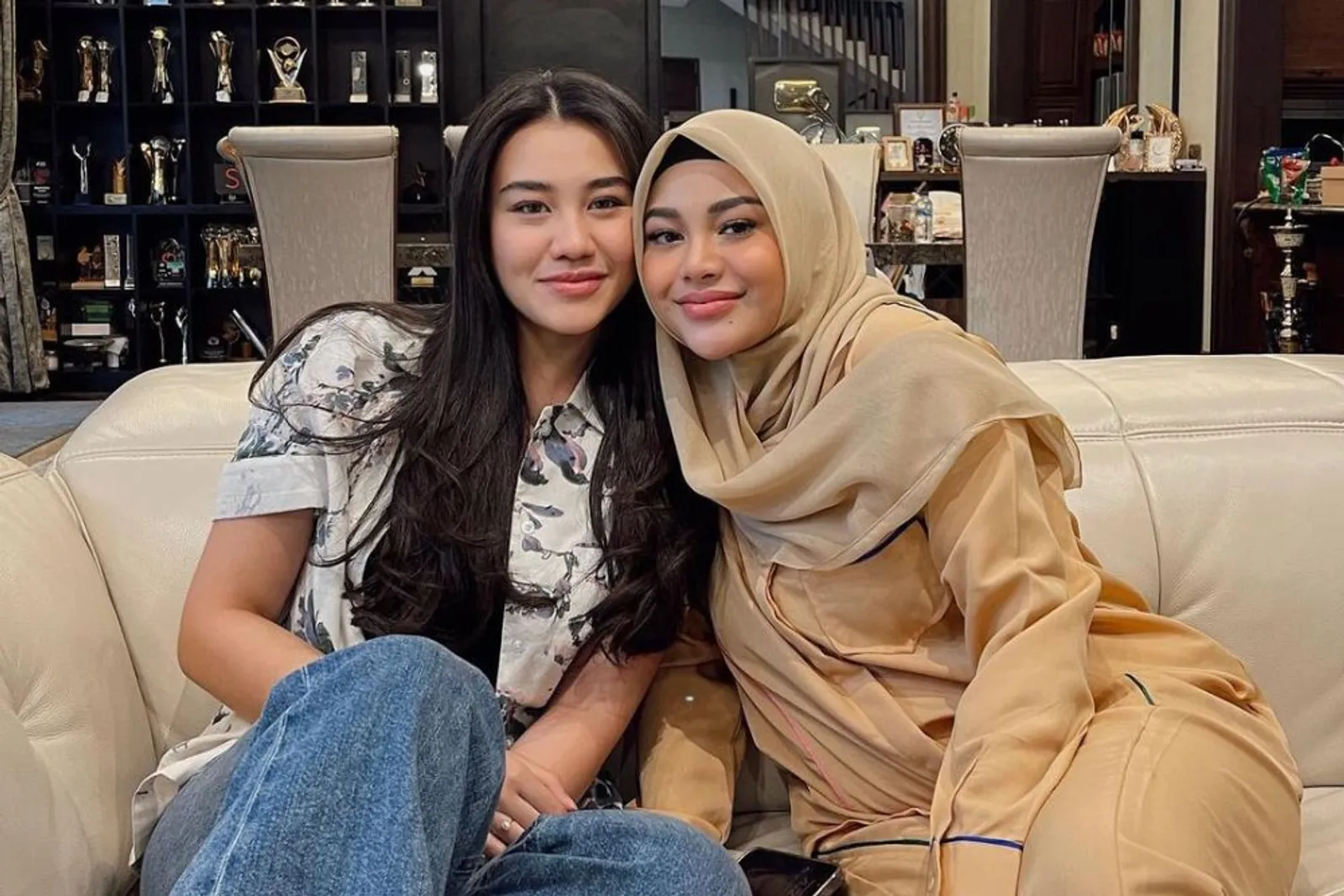 Kisah Persahabatan Aaliyah Massaid & Aurel Hermansyah, Akan Jadi Ipar!