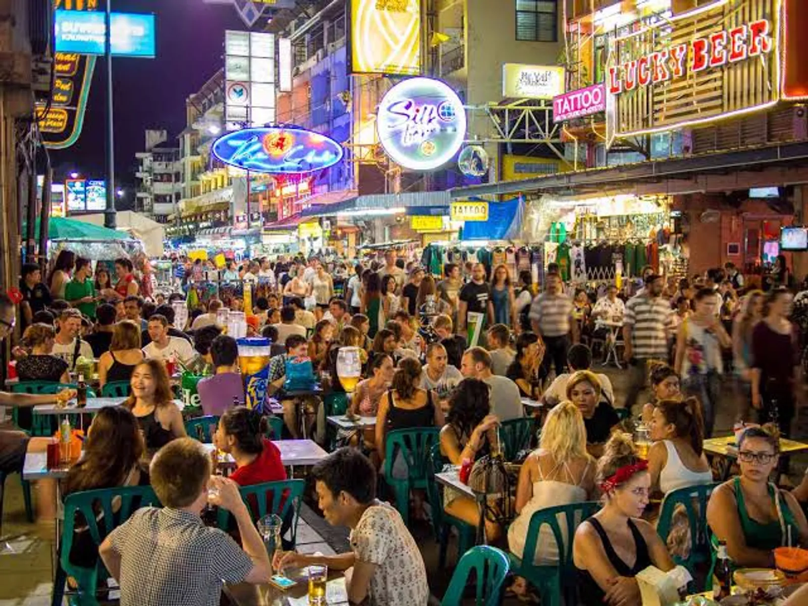 8 Rekomendasi Wisata Malam di Bangkok, Thailand, Pesta Kuliner!